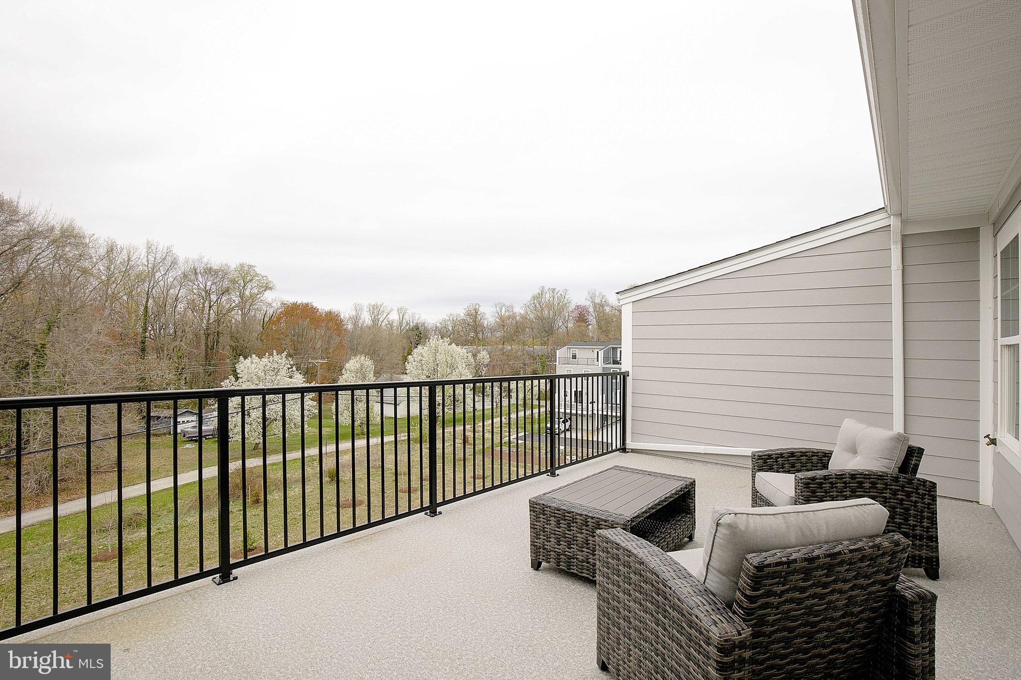 PARKSIDE PRESERVE - Residential