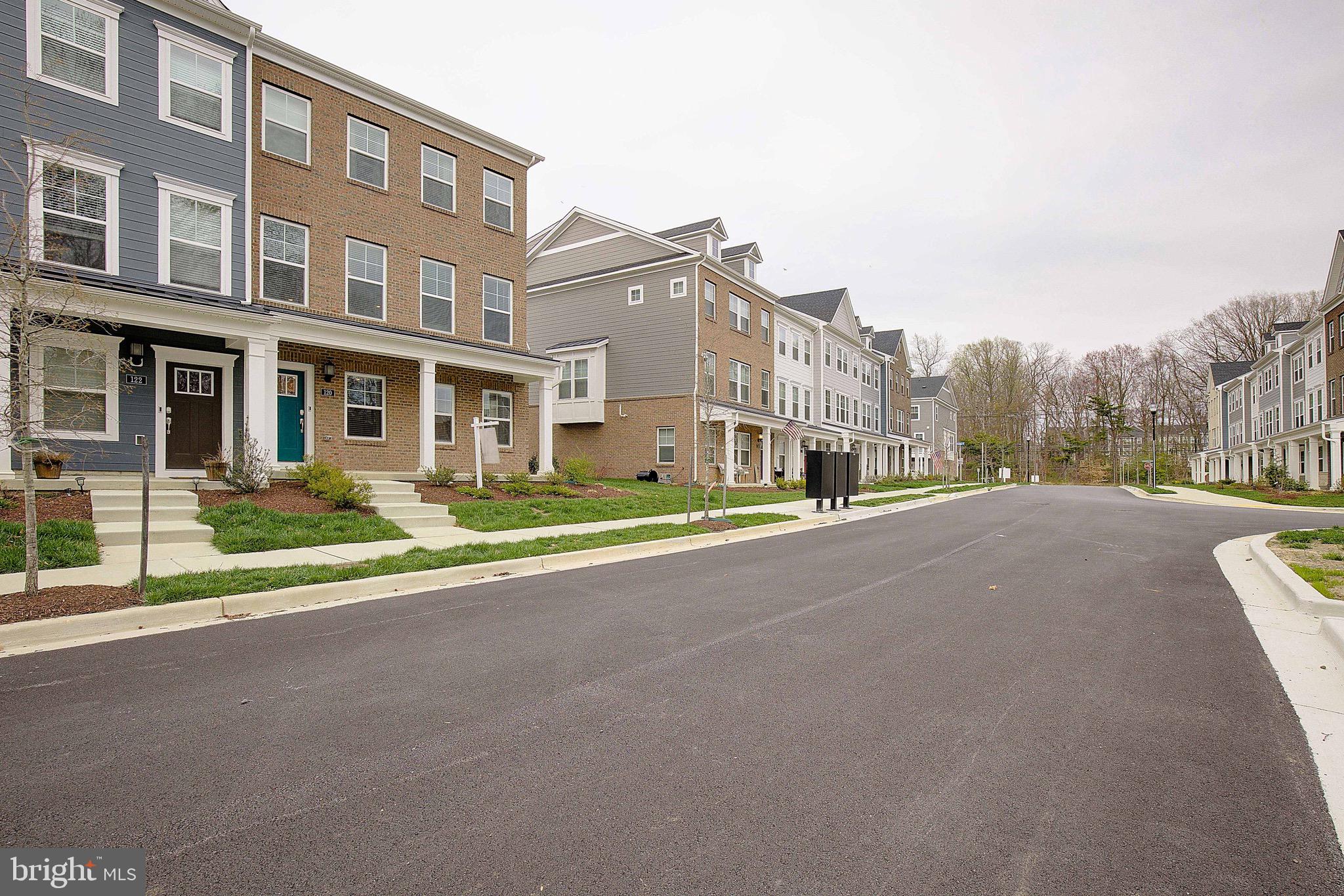 PARKSIDE PRESERVE - Residential