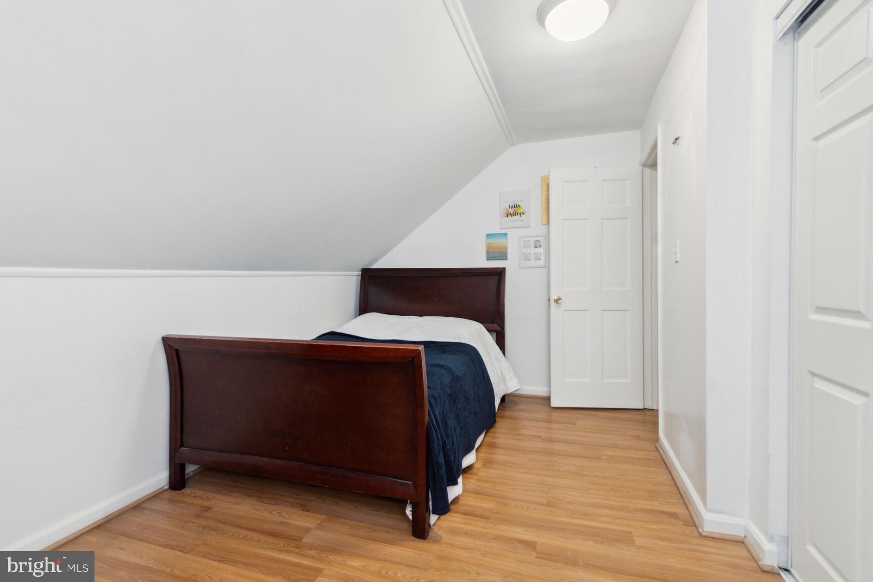 OAKVIEW - Residential