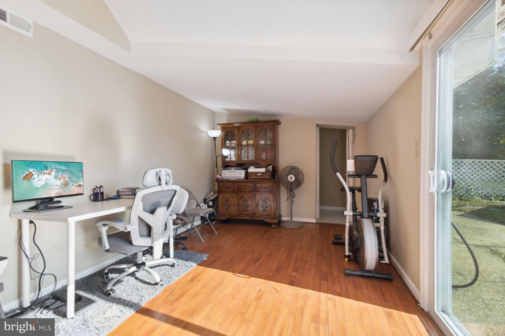 OAKVIEW - Residential