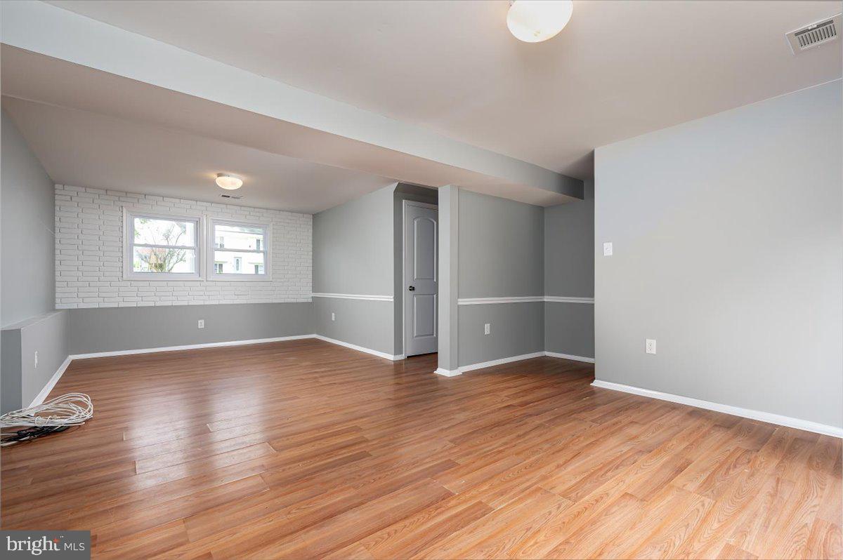 FOUR SEASONS ESTATES - Residential