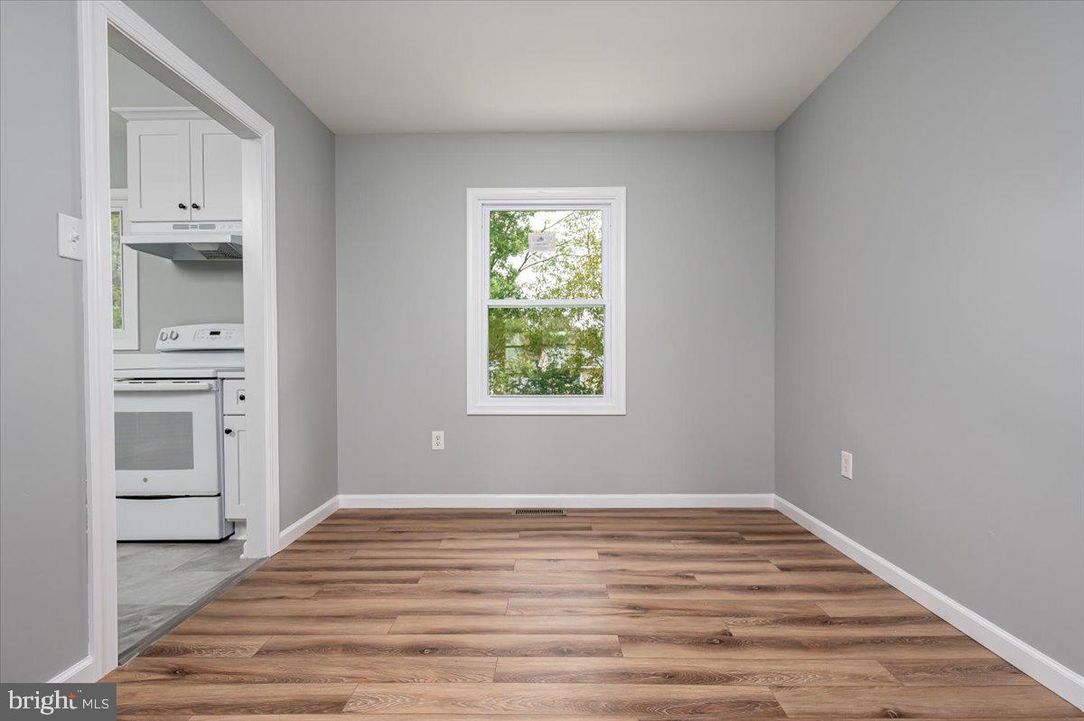 FOUR SEASONS ESTATES - Residential