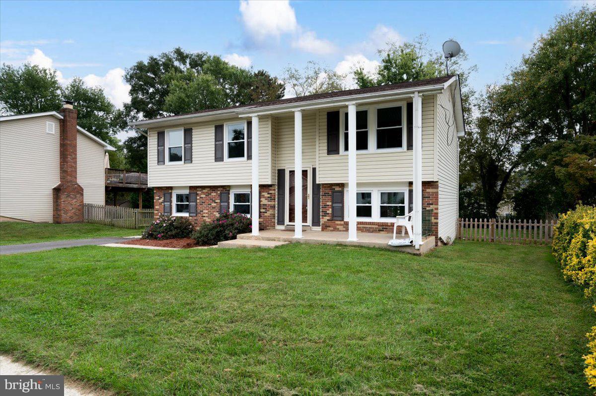 FOUR SEASONS ESTATES - Residential