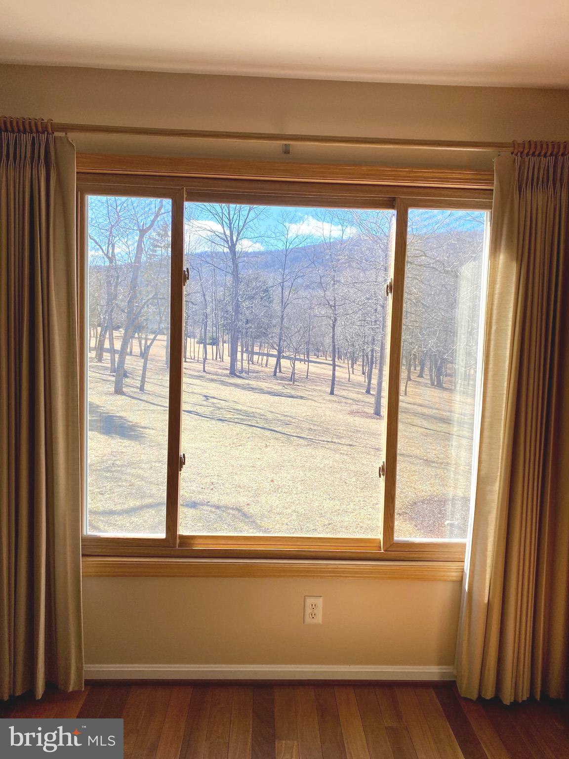 THE MEADOWS AT SLEEPY CREEK - Residential