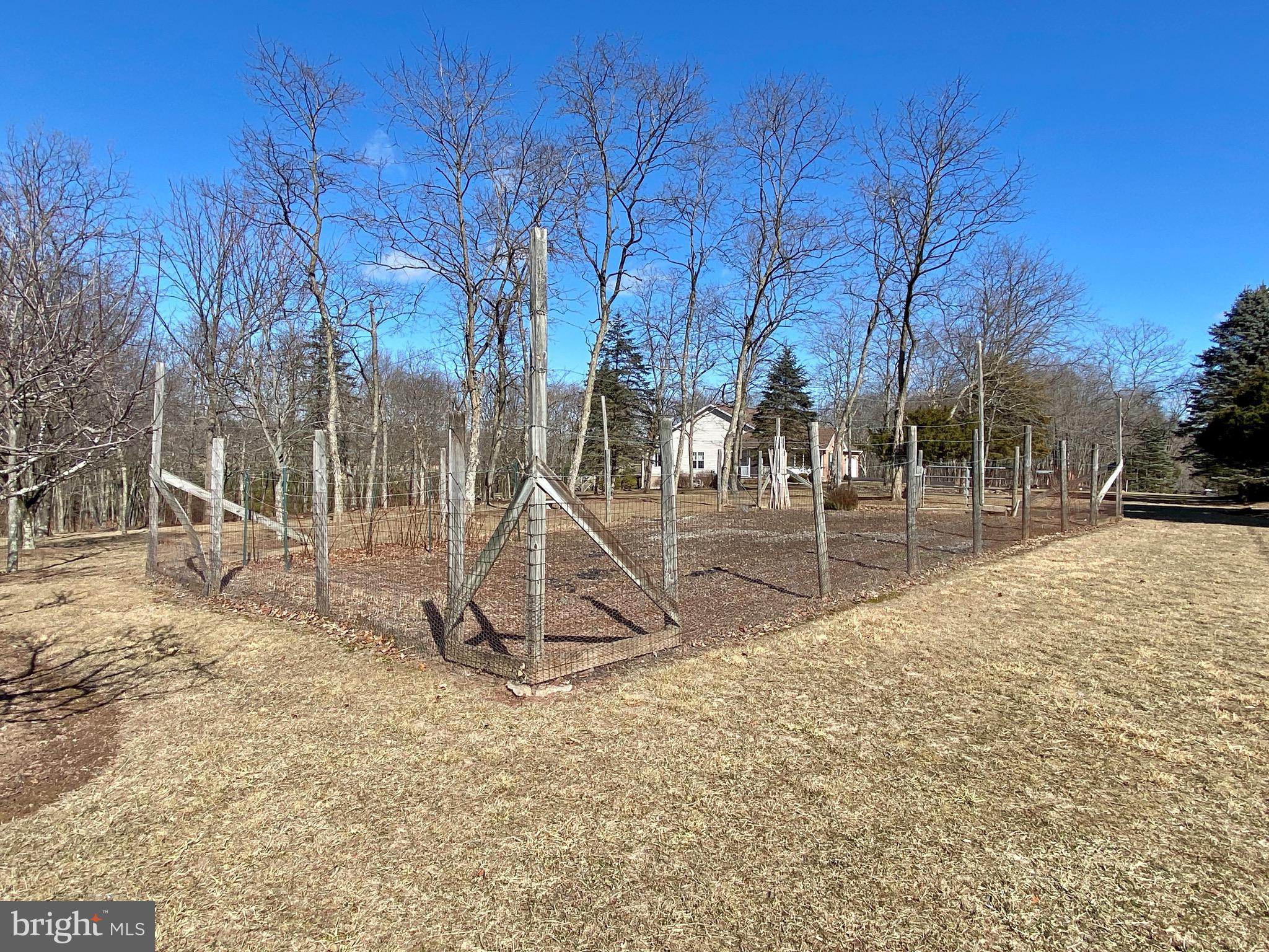 THE MEADOWS AT SLEEPY CREEK - Residential
