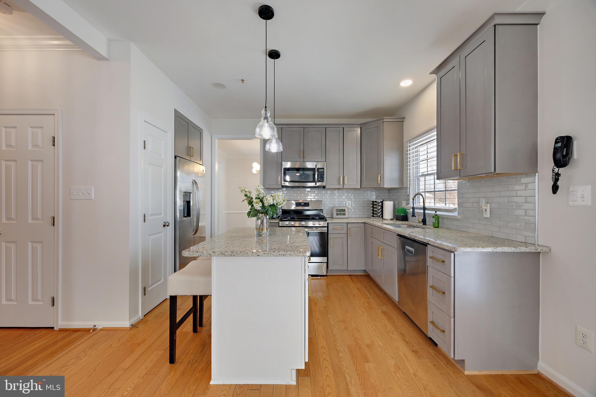 10208 RUNNING BROOK LANE