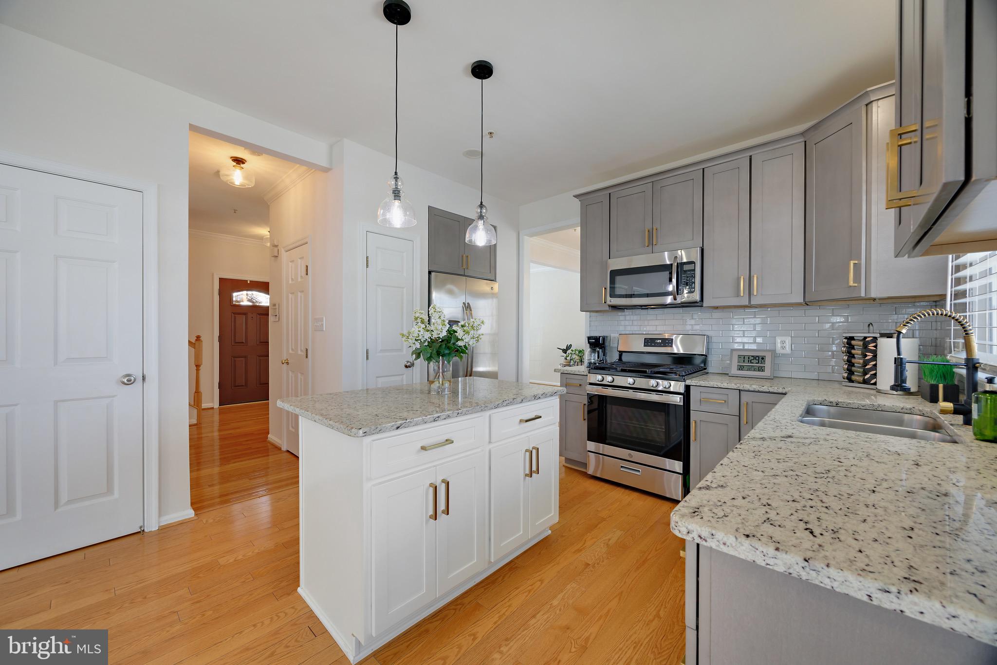 10208 RUNNING BROOK LANE