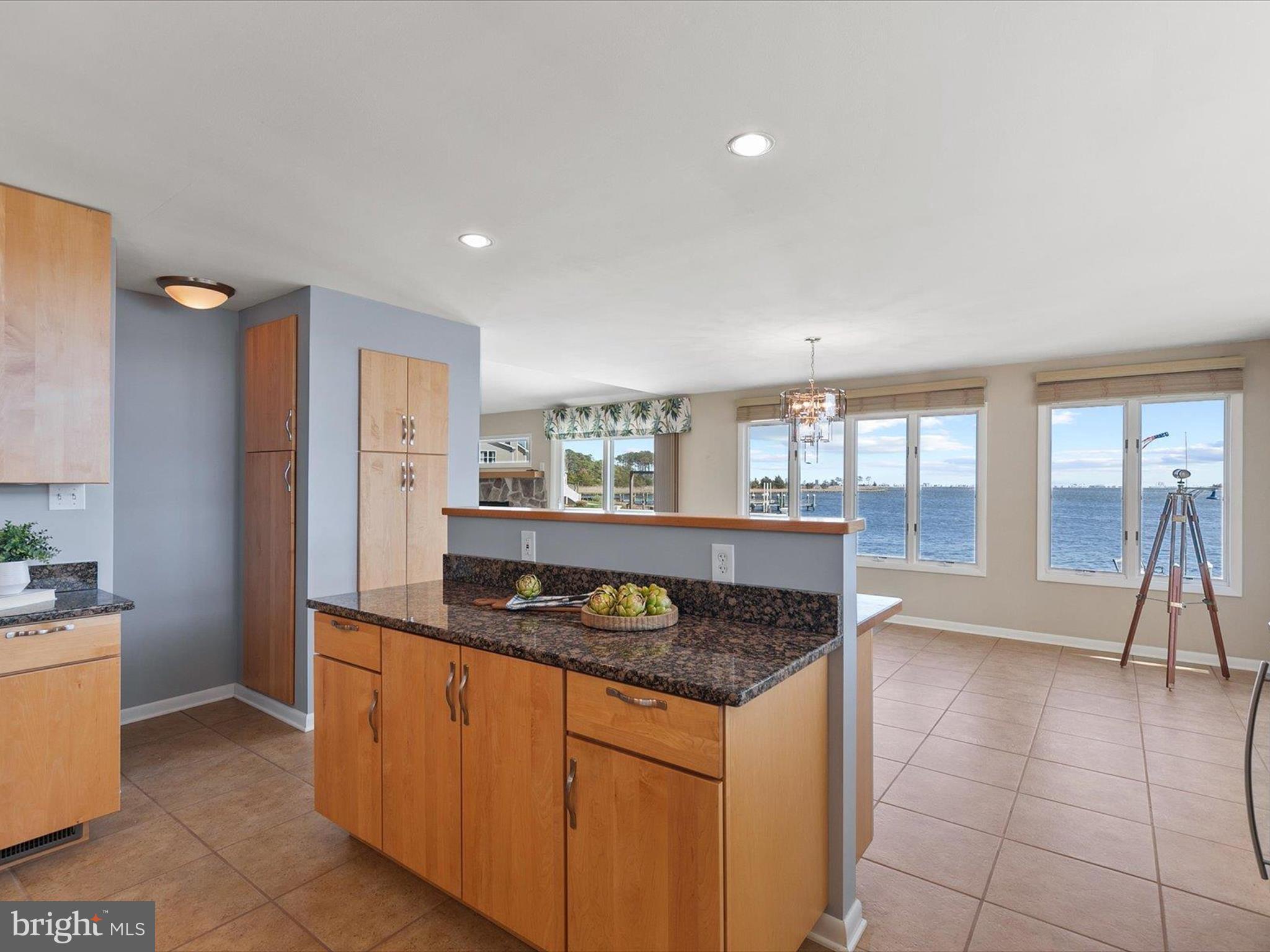 HIDDEN HARBOR - Residential