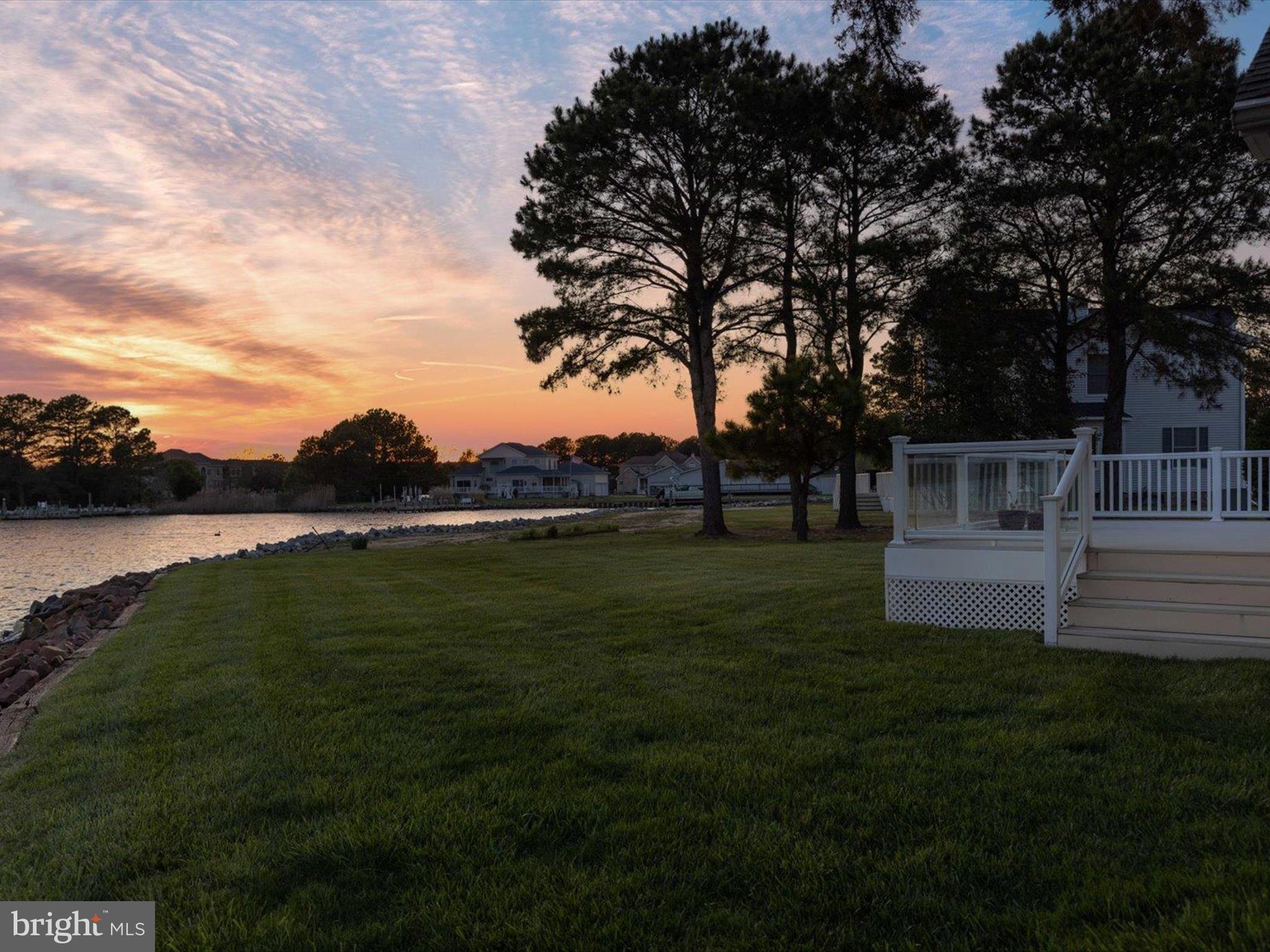 HIDDEN HARBOR - Residential