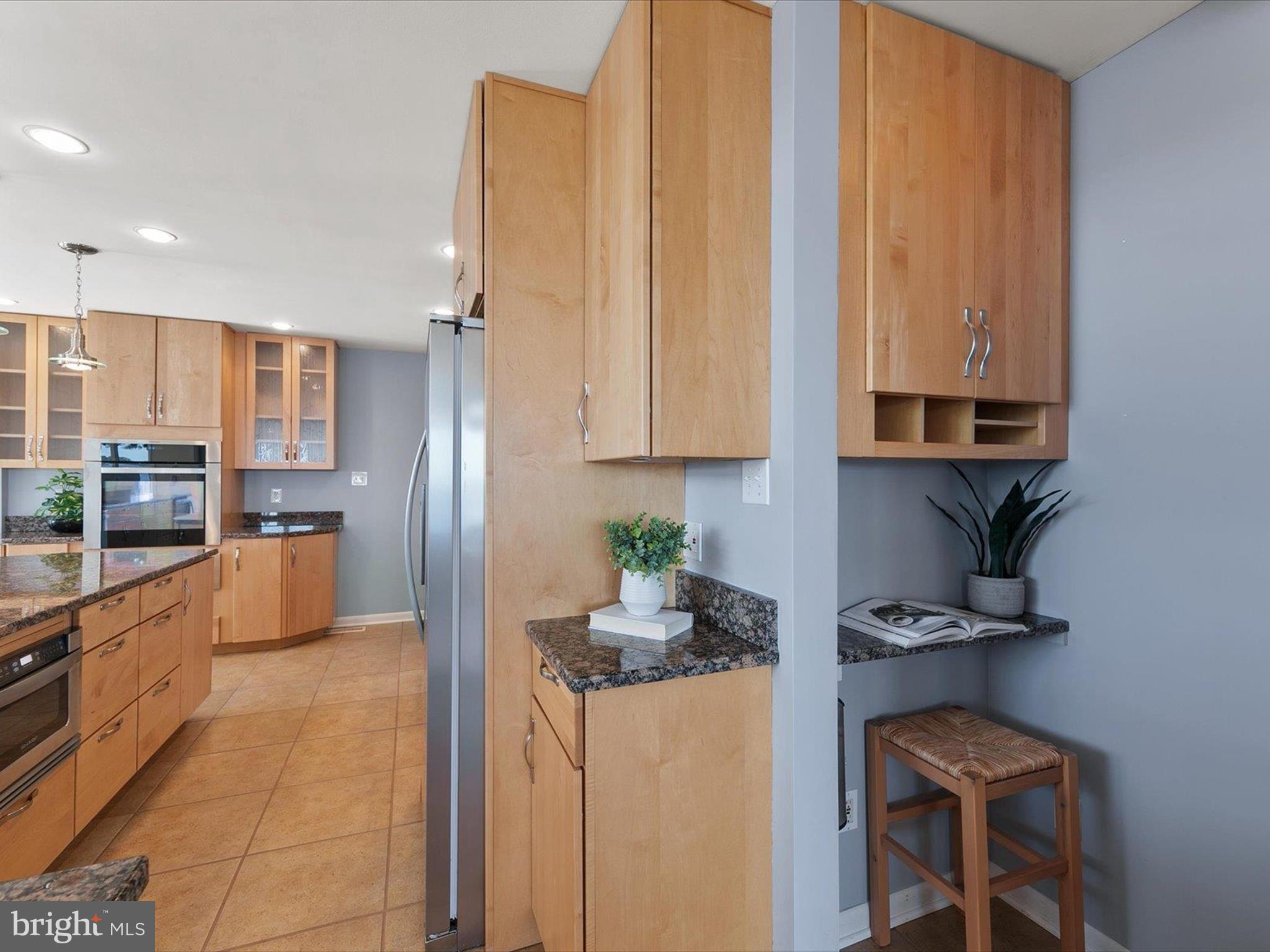 HIDDEN HARBOR - Residential