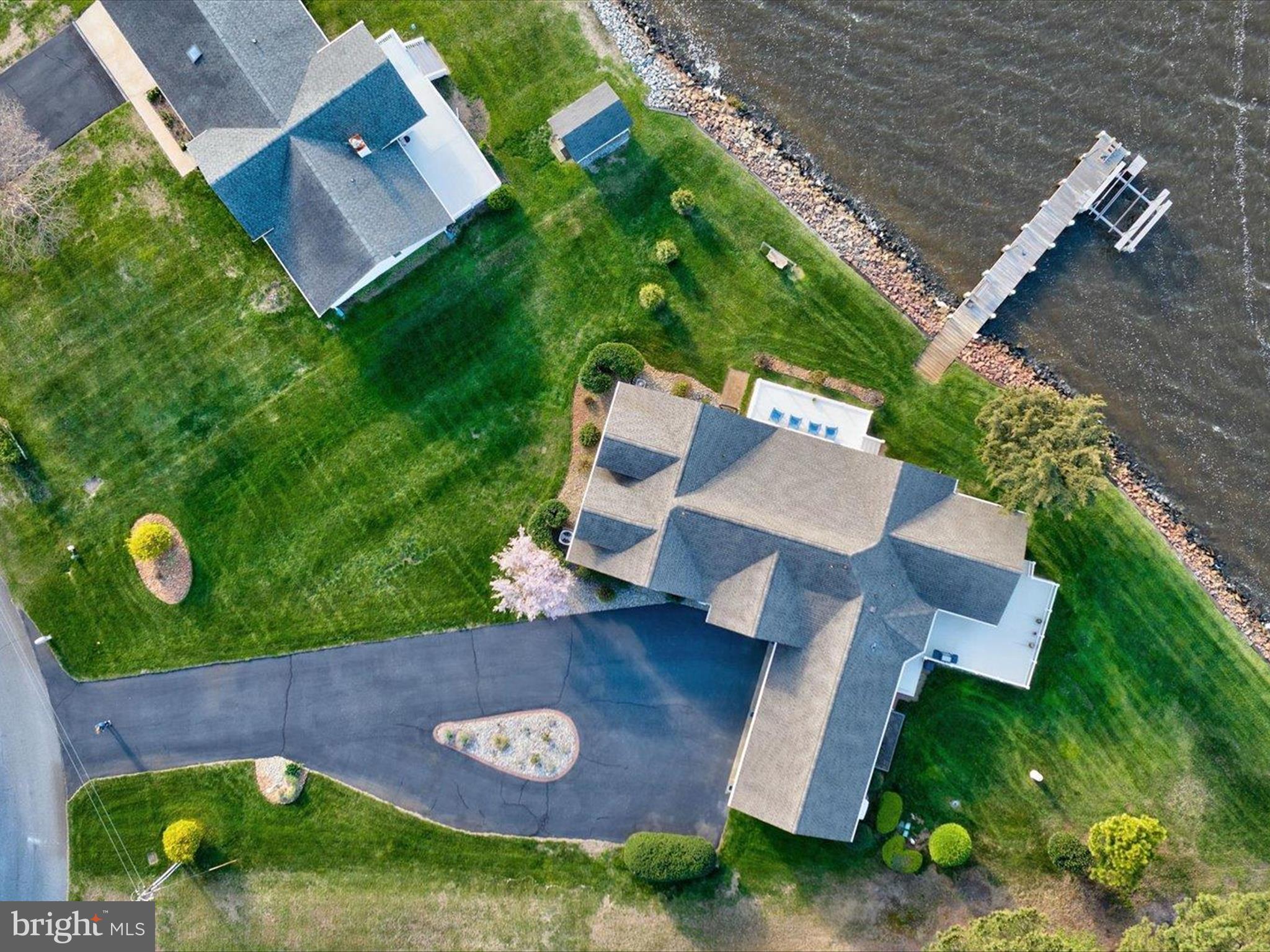 HIDDEN HARBOR - Residential