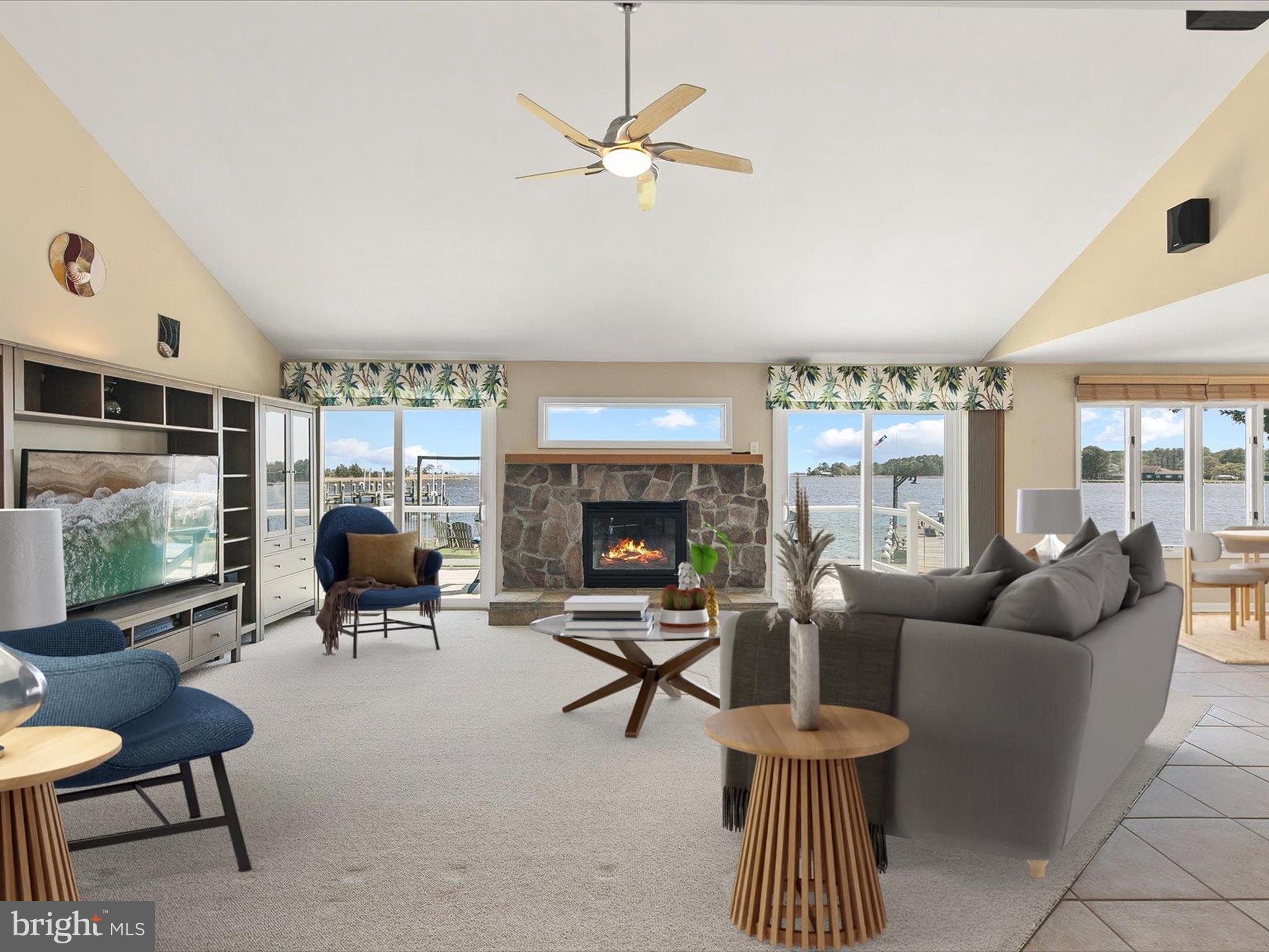 HIDDEN HARBOR - Residential