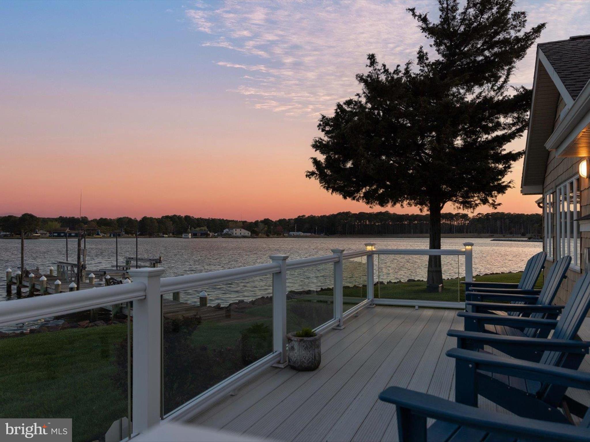 HIDDEN HARBOR - Residential