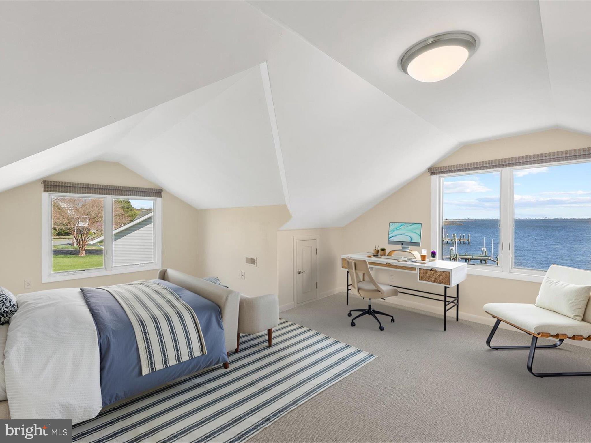 HIDDEN HARBOR - Residential