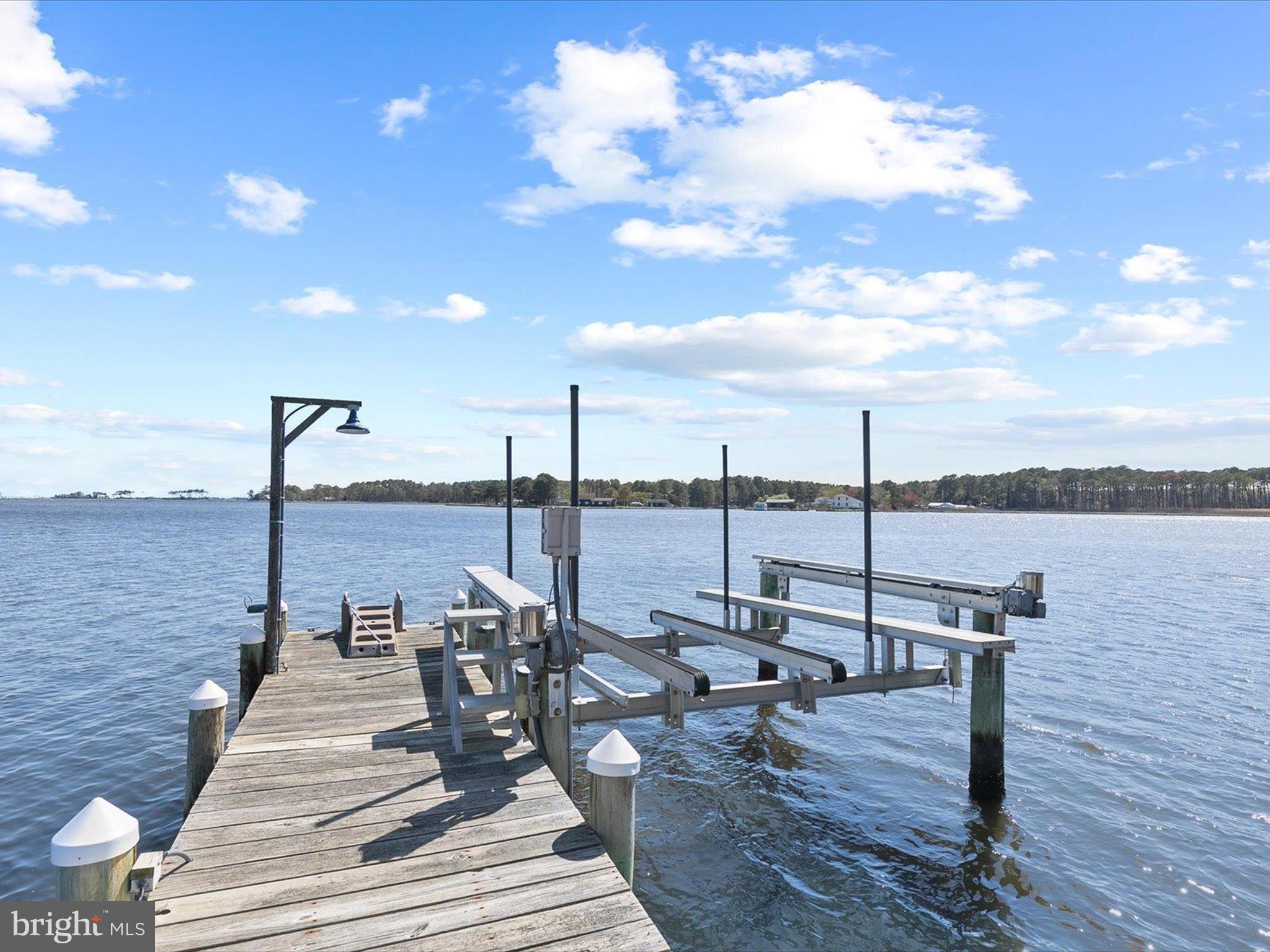 HIDDEN HARBOR - Residential