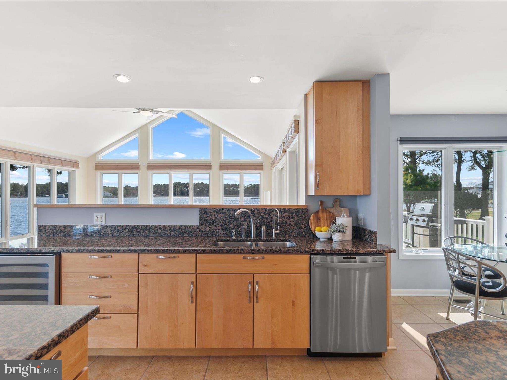 HIDDEN HARBOR - Residential