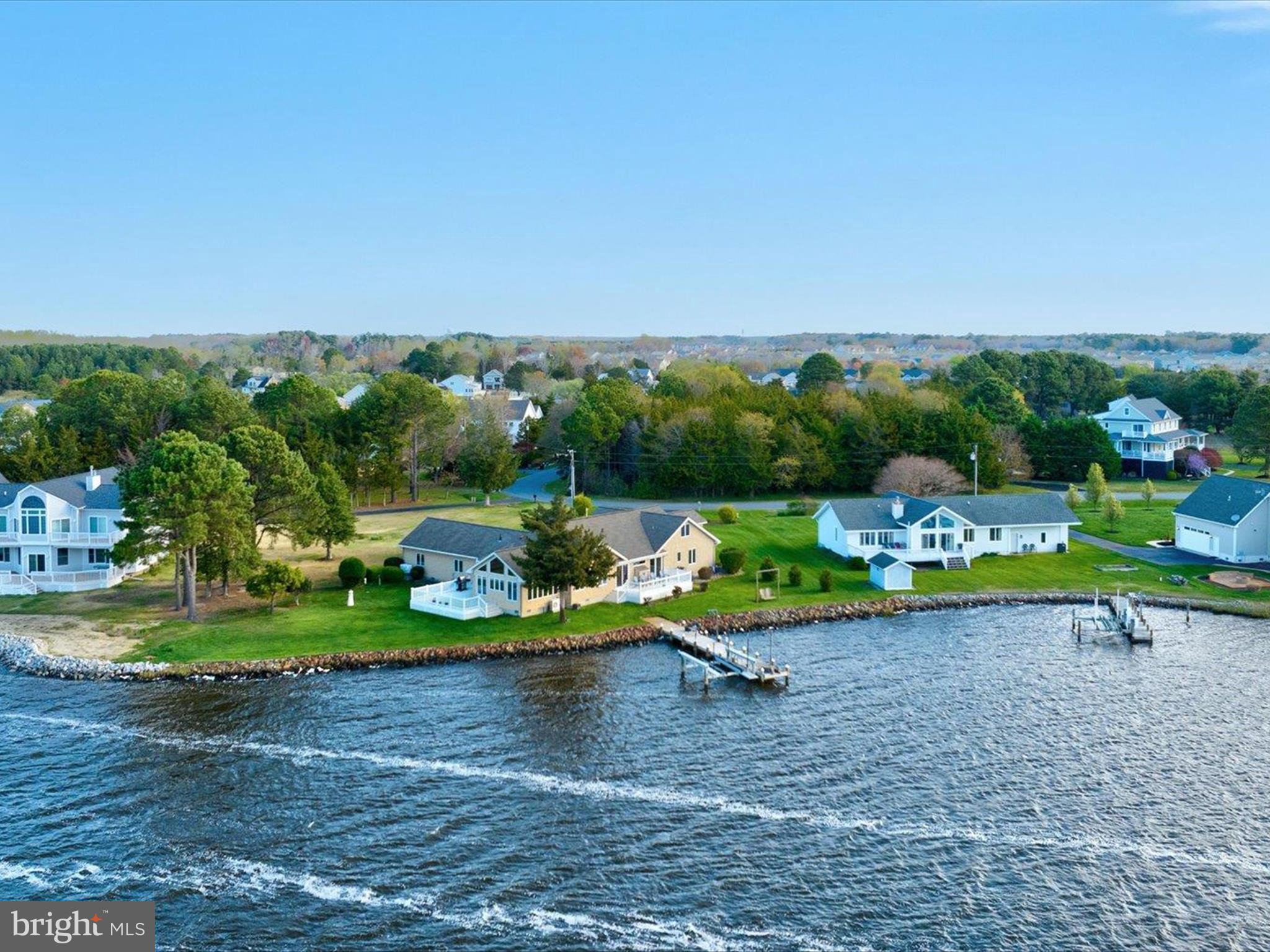 HIDDEN HARBOR - Residential