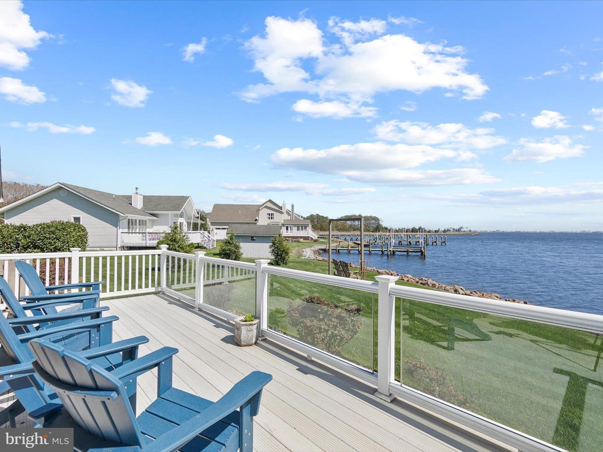 HIDDEN HARBOR - Residential