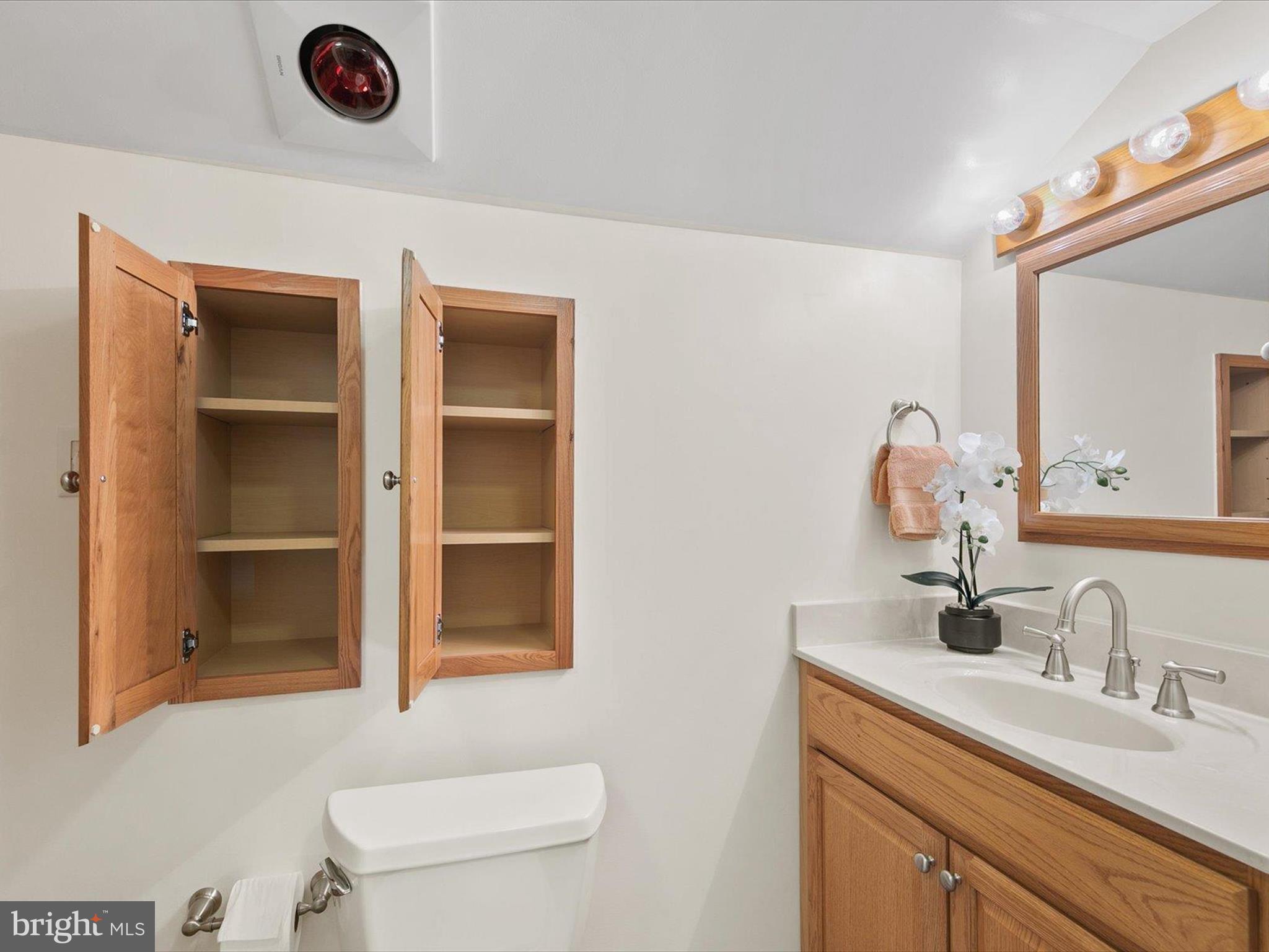 HIDDEN HARBOR - Residential