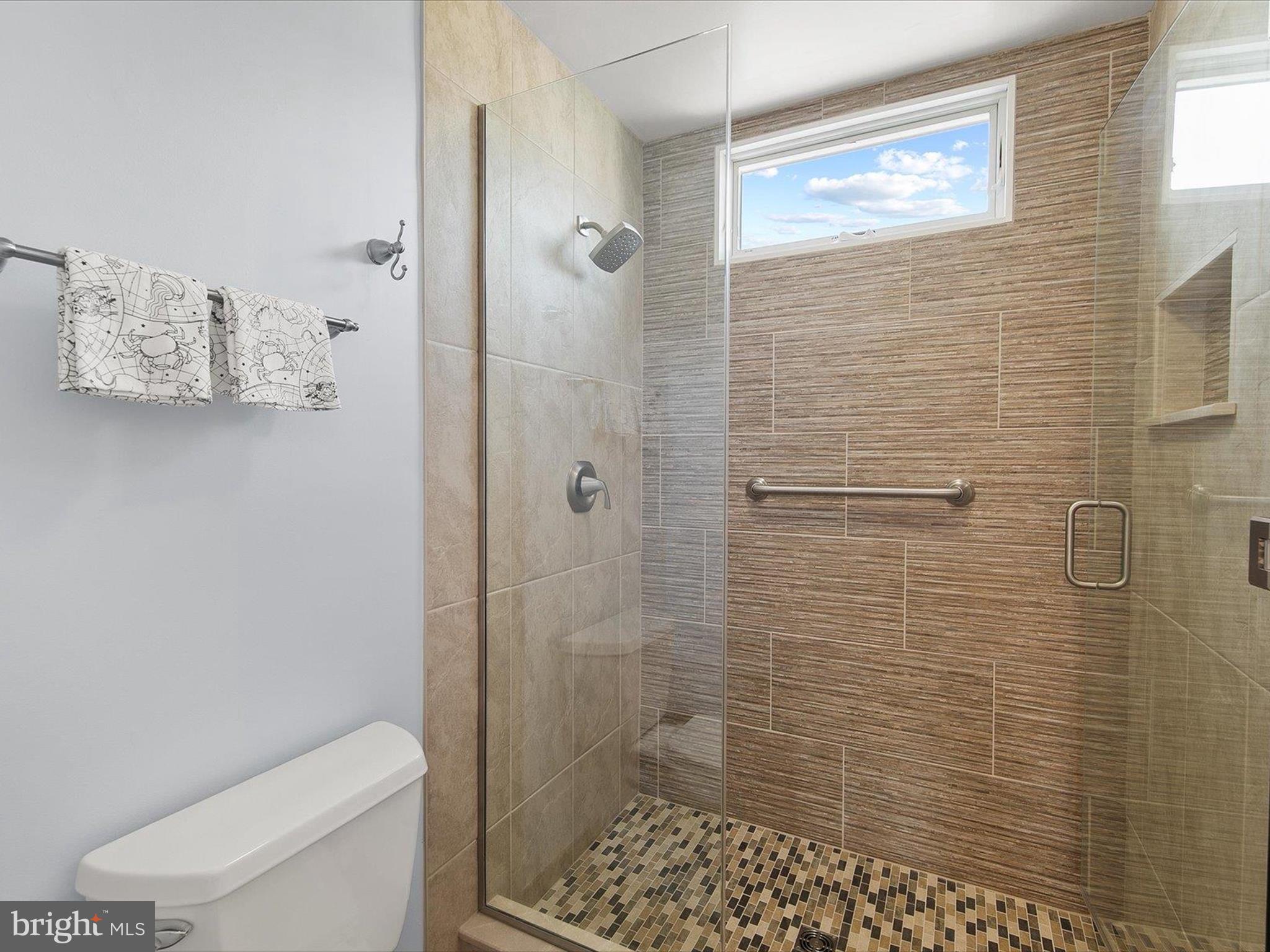 HIDDEN HARBOR - Residential