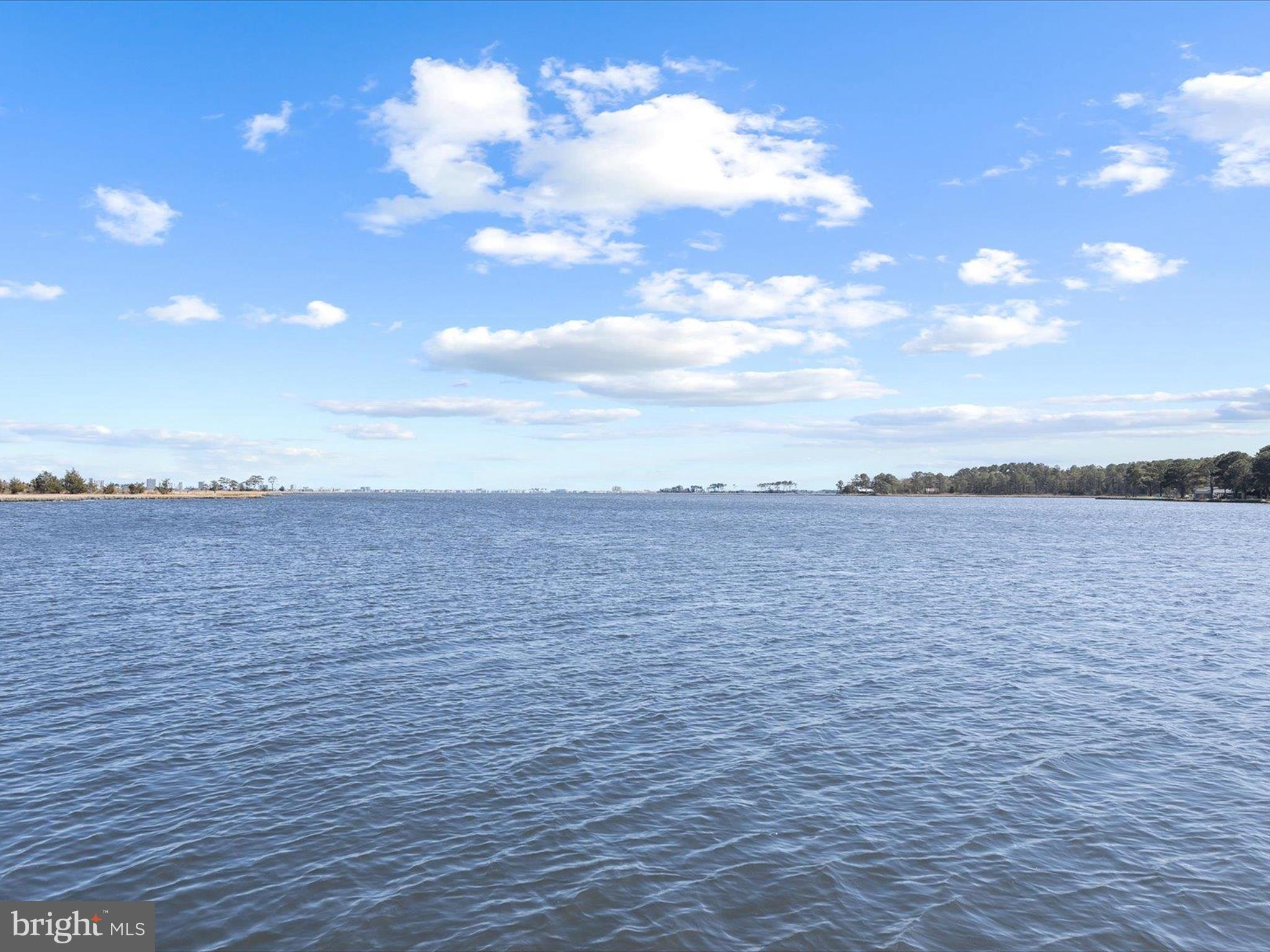 HIDDEN HARBOR - Residential