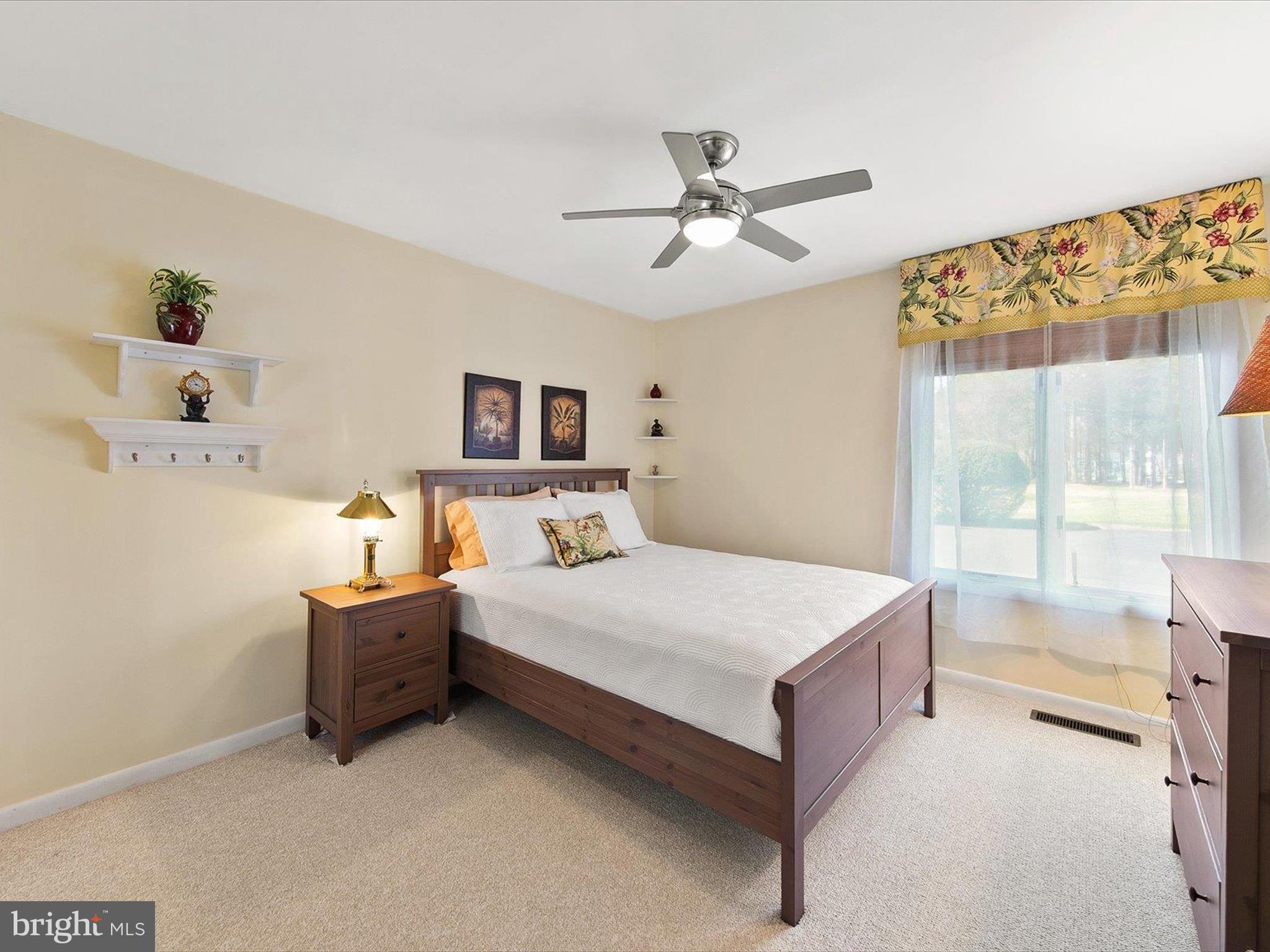 HIDDEN HARBOR - Residential