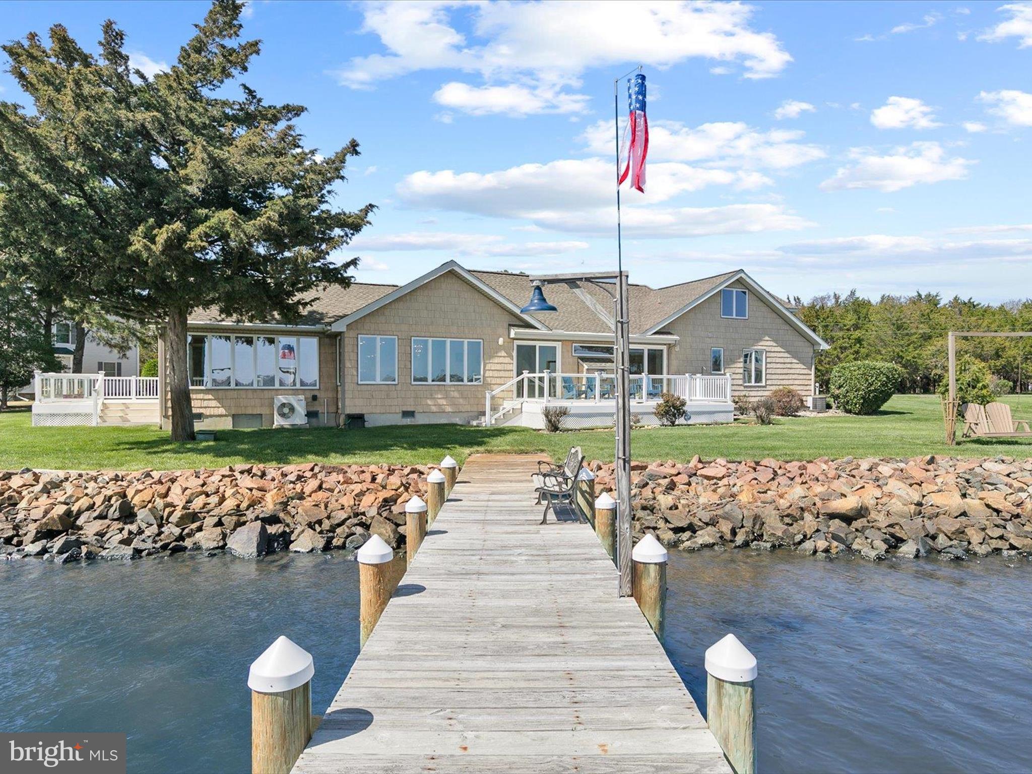 HIDDEN HARBOR - Residential