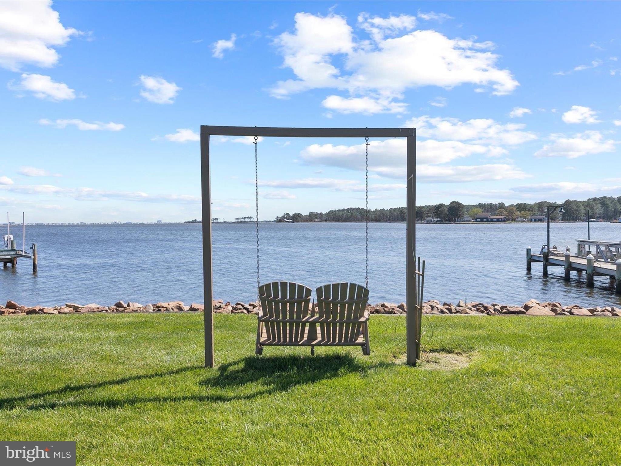 HIDDEN HARBOR - Residential