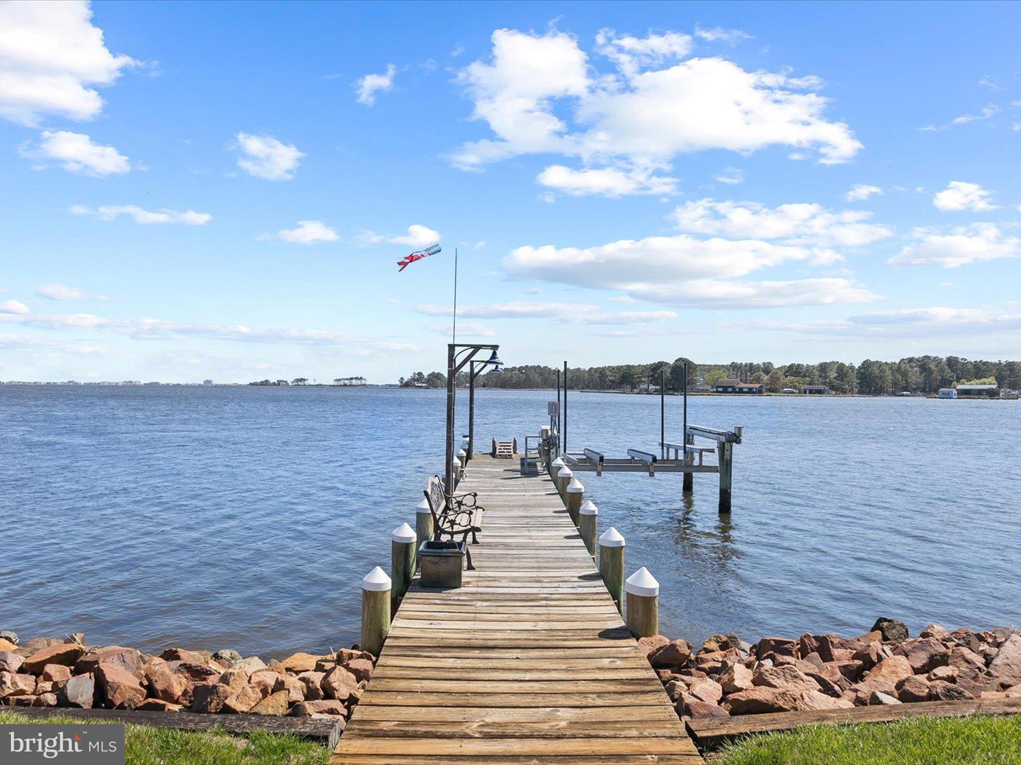 HIDDEN HARBOR - Residential