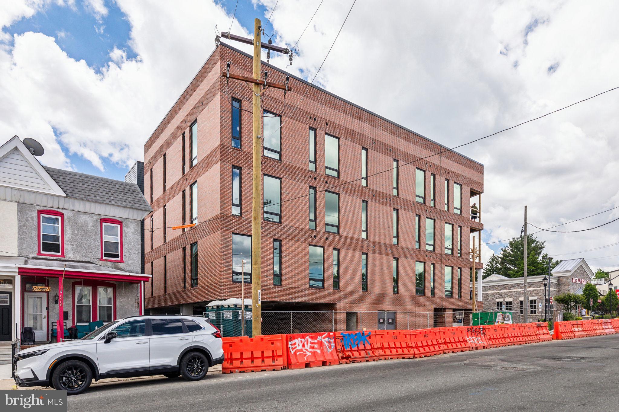 ROXBOROUGH - Residential Lease