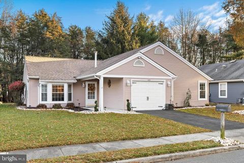 Photo of 1988 Brookdale Drive, FORKED RIVER, NJ 08731 (MLS # NJOC2038338)