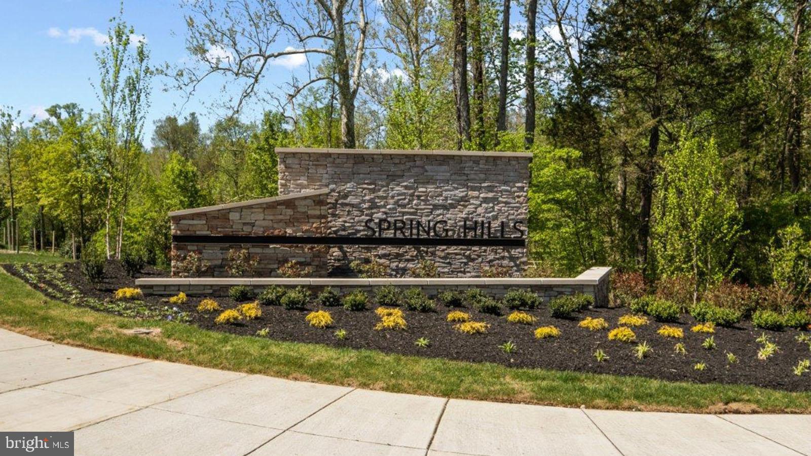 SPRING HILLS - Residential