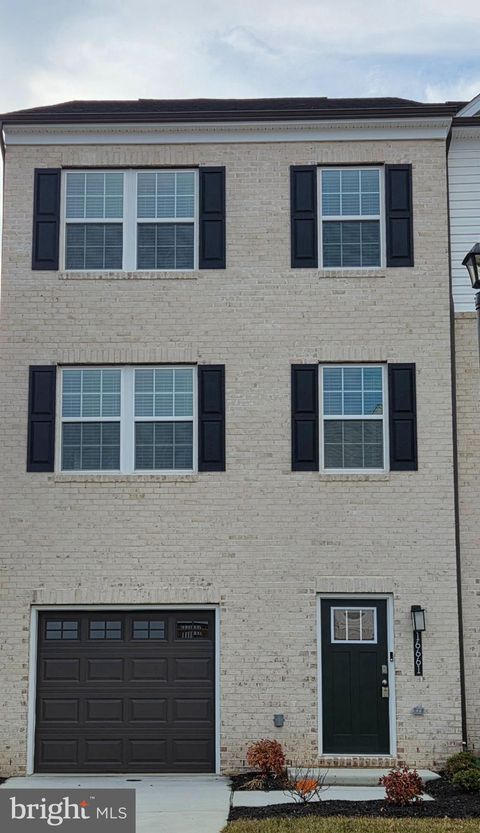 Townhouse For Sale - 7523 Silver Thread Way<br/> BRANDYWINE, MD 20613