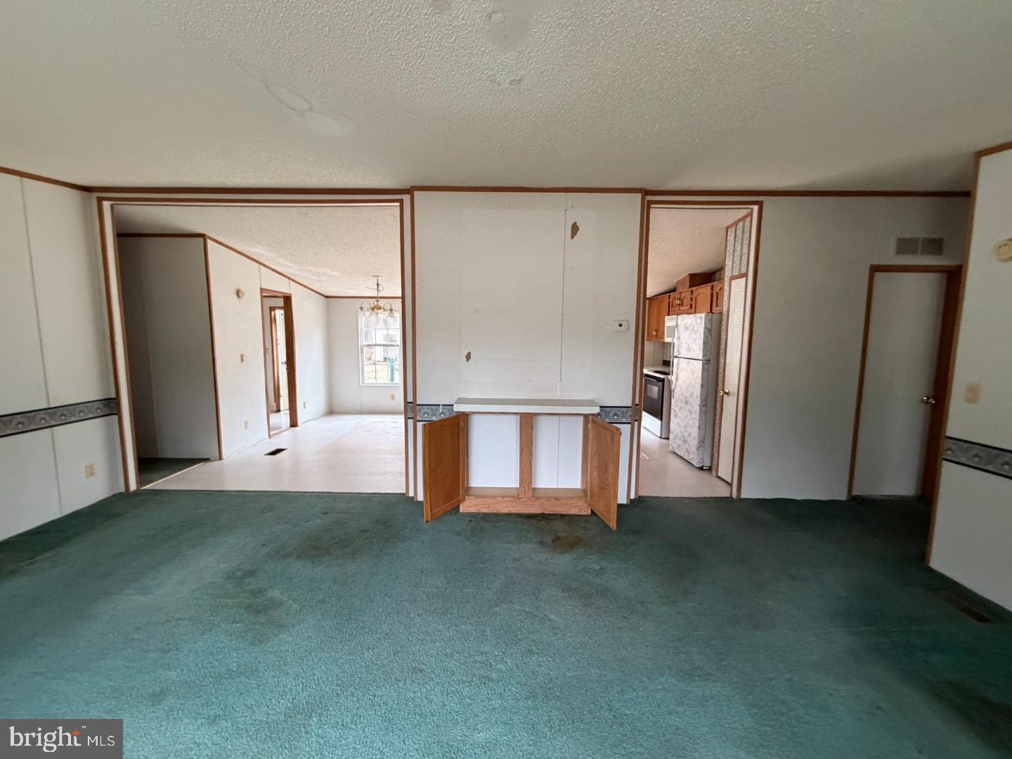 8217 HURLEYS NECK ROAD