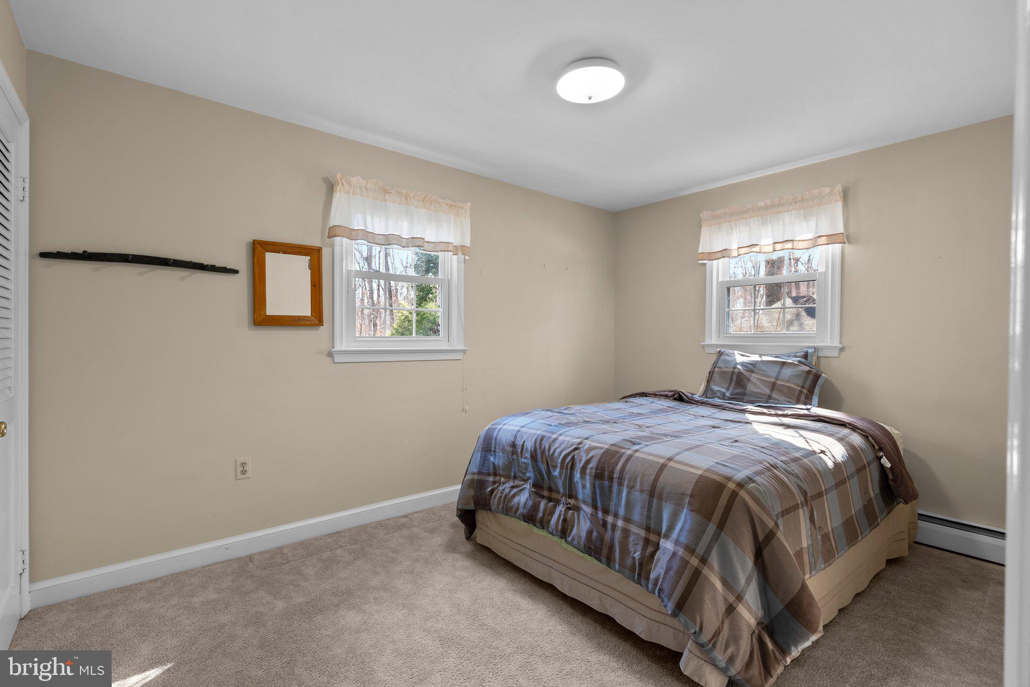 OAK SPRINGS - Residential