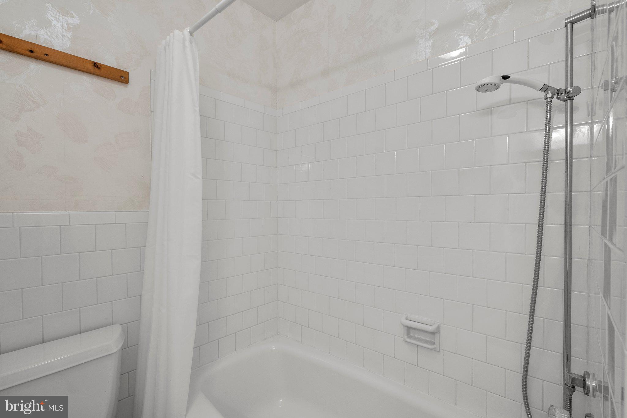 OAK SPRINGS - Residential