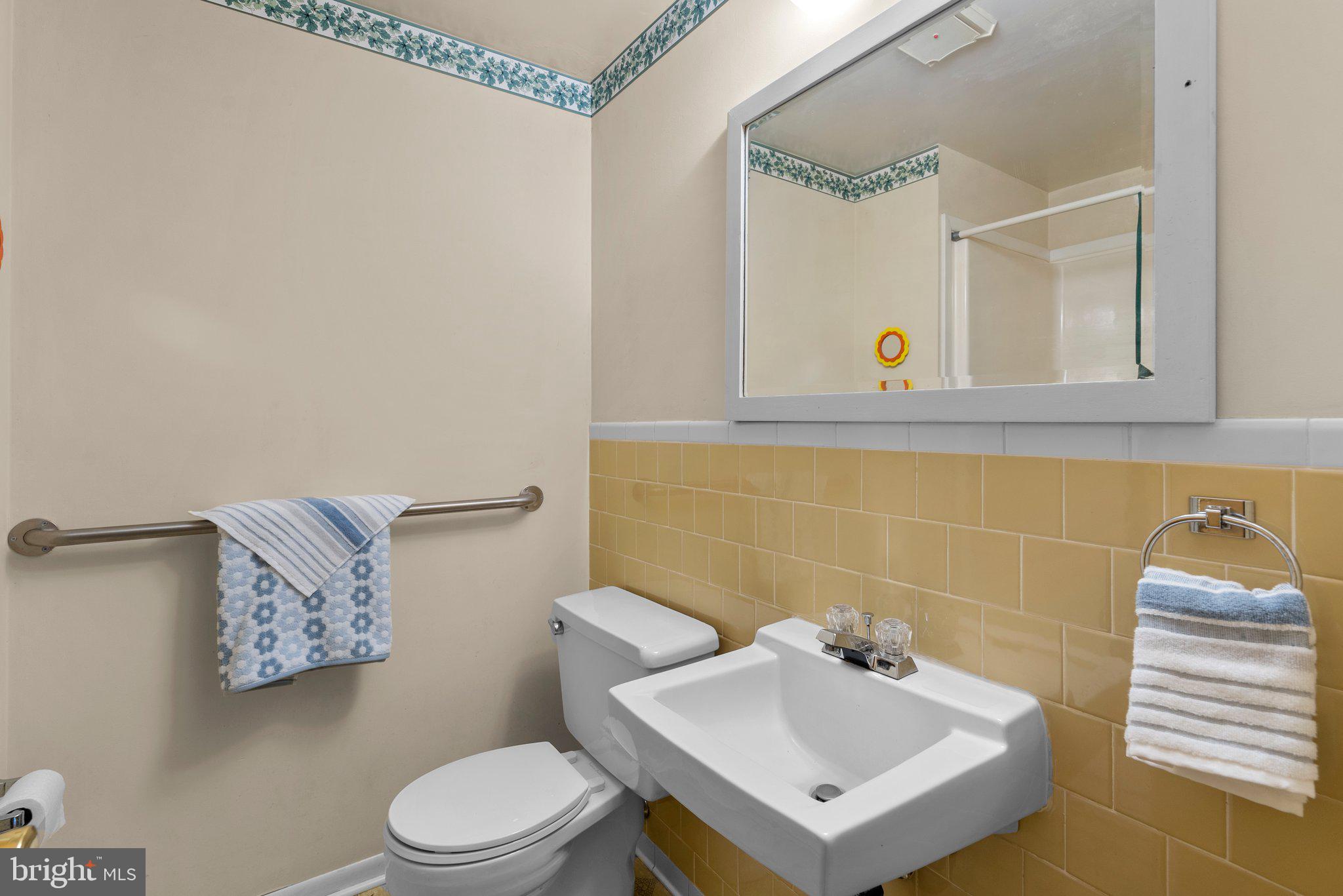 OAK SPRINGS - Residential