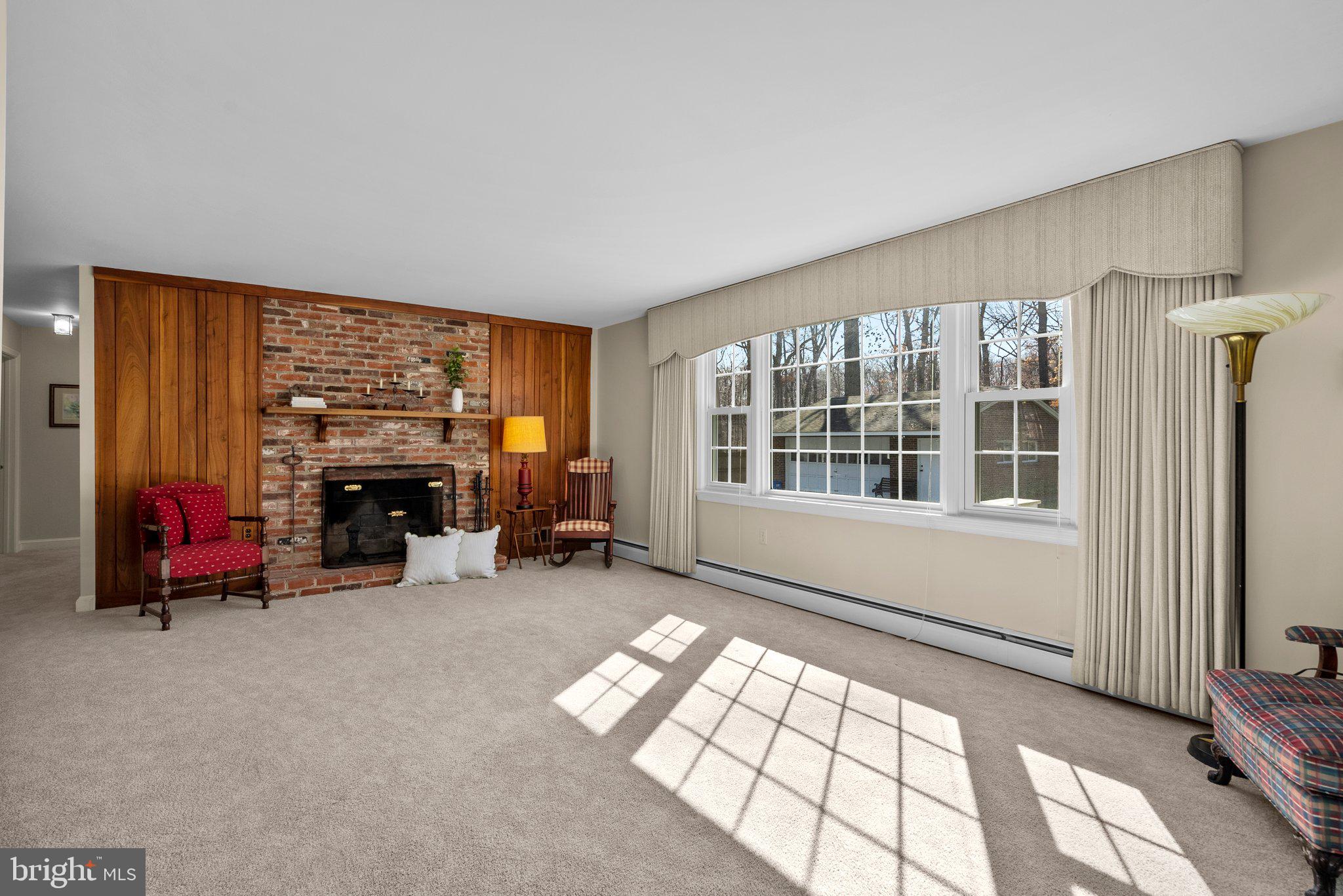 OAK SPRINGS - Residential