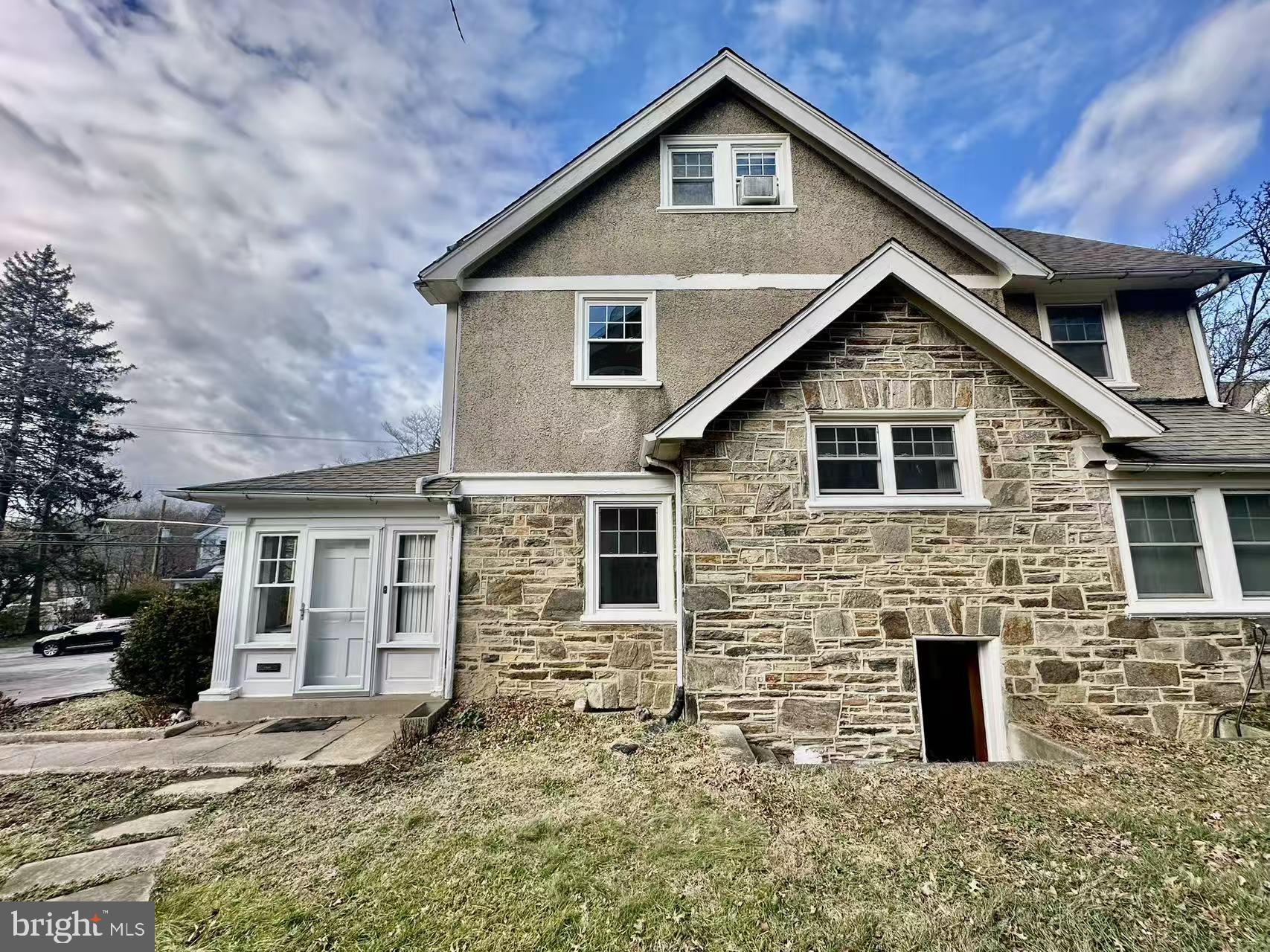 COLLEGE PARK - Residential