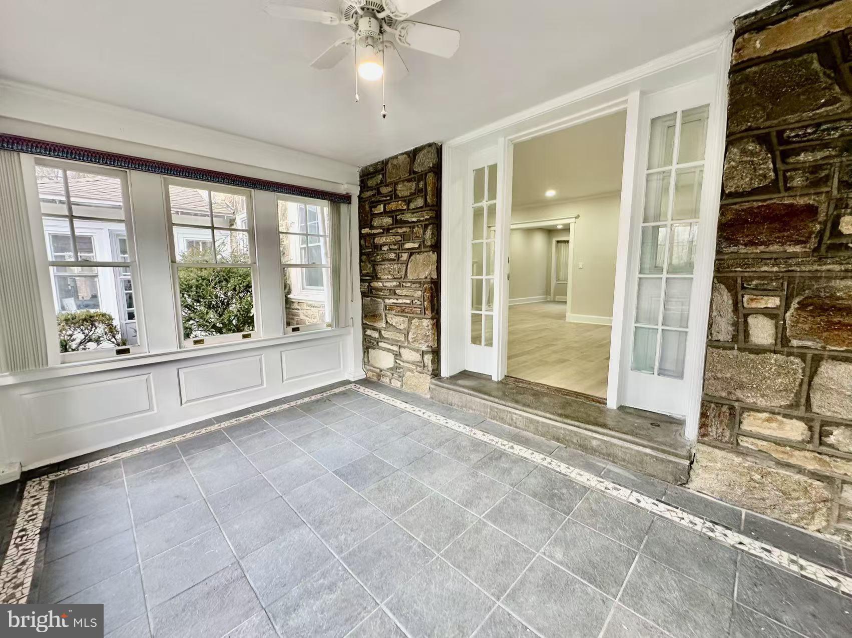 COLLEGE PARK - Residential