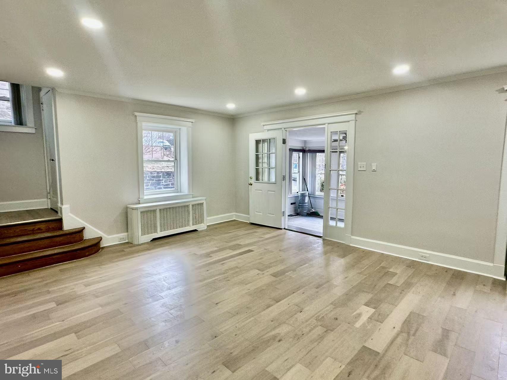 COLLEGE PARK - Residential