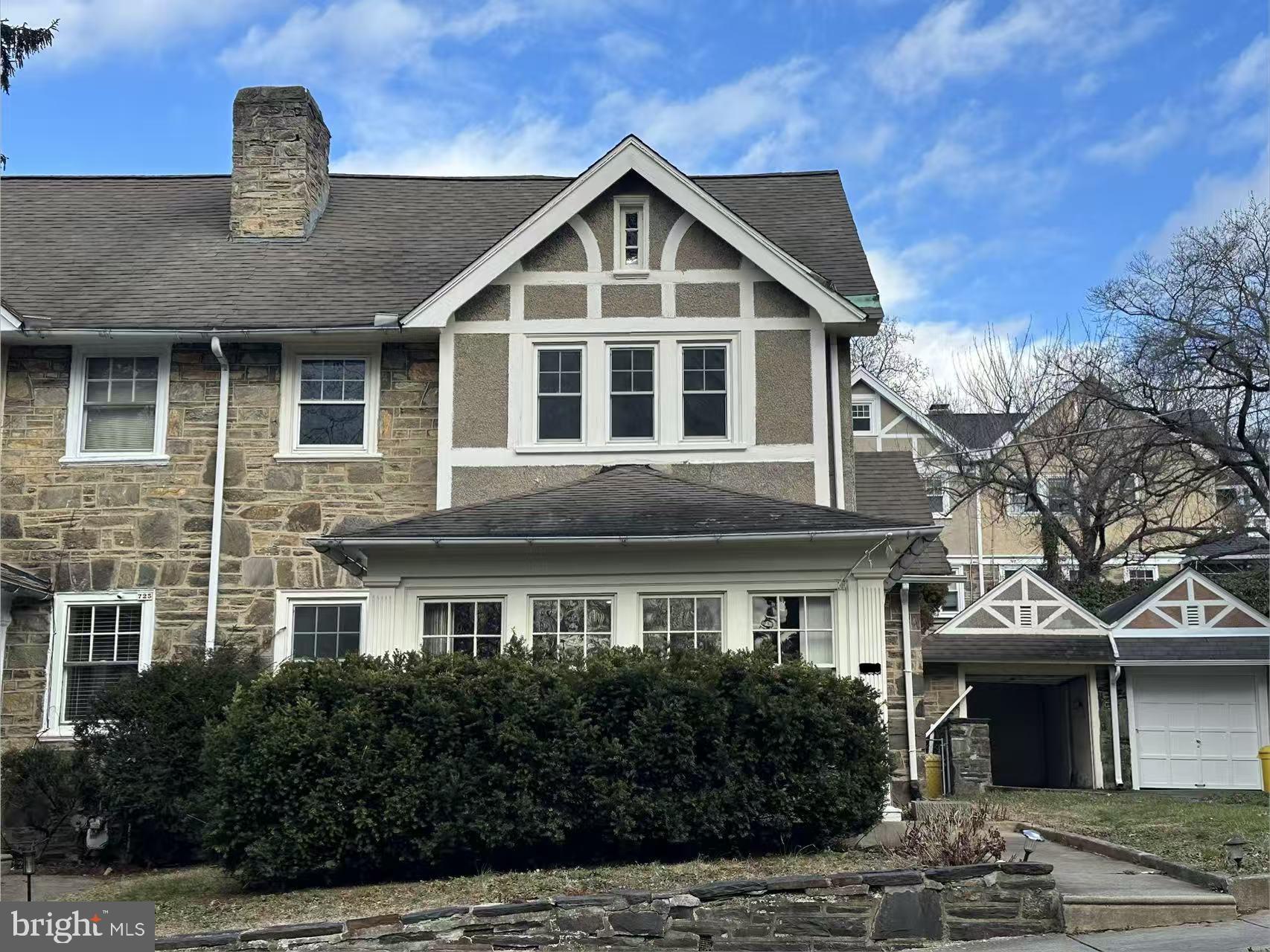 COLLEGE PARK - Residential