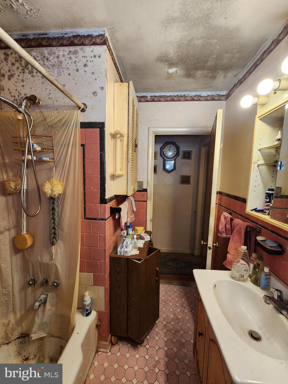 FRANKFORD - Residential