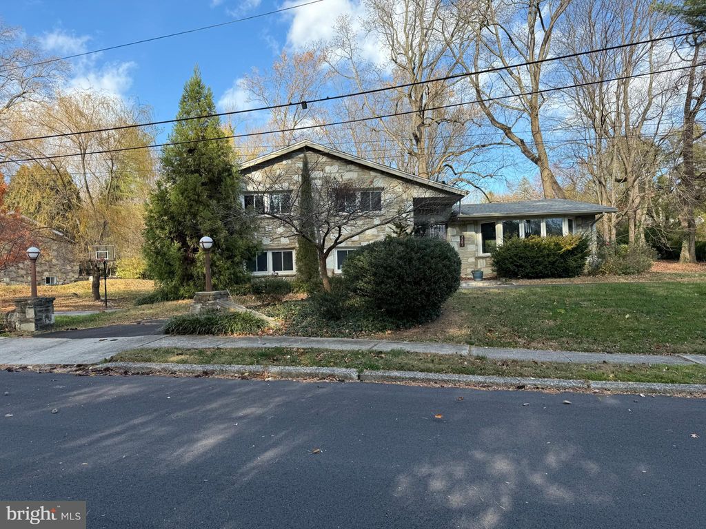 Photo of 7201 Orwell Rd, PHILADELPHIA, PA 19119 (MLS # PAPH2561116)