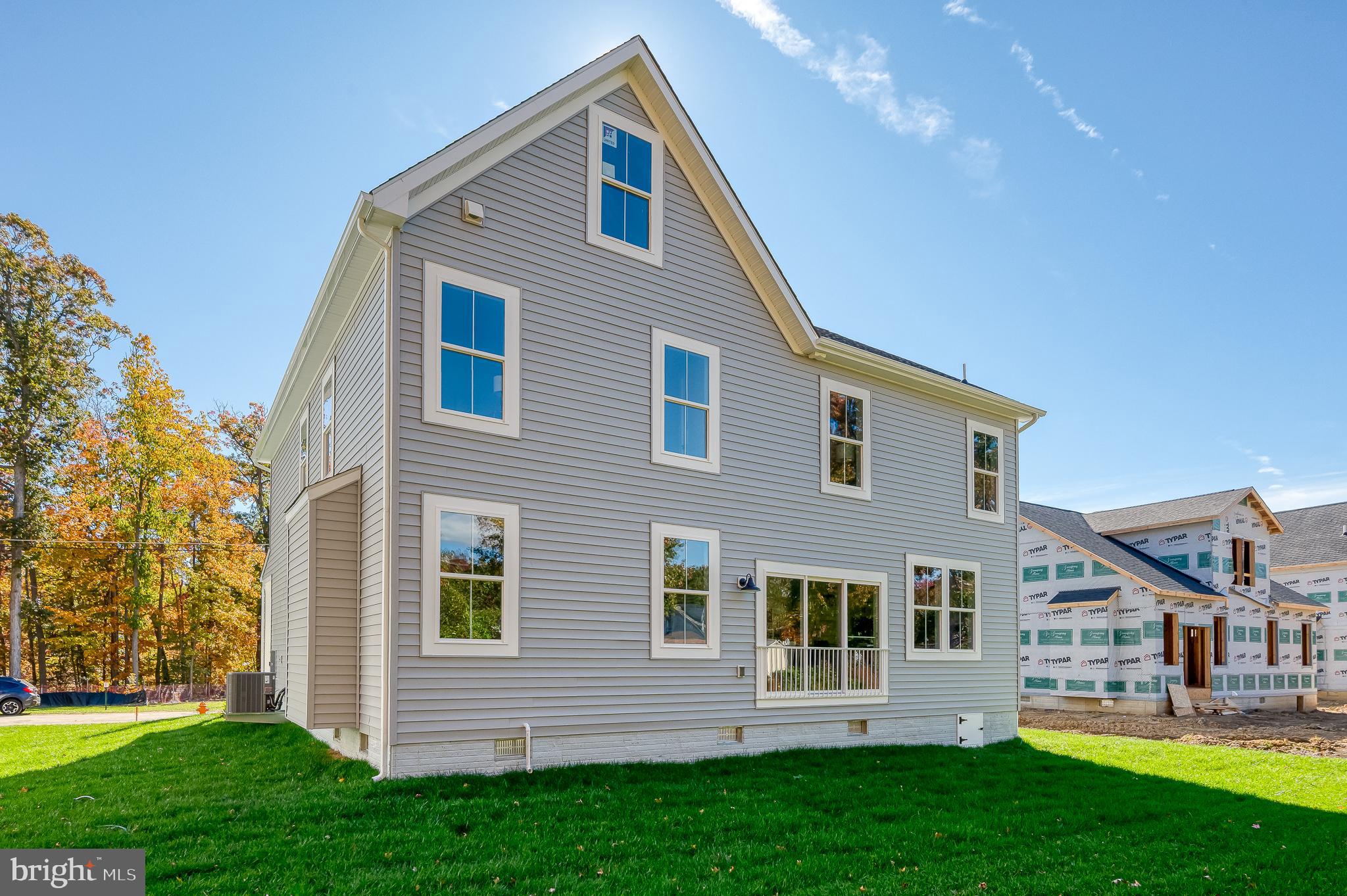 WATERS EDGE - Residential