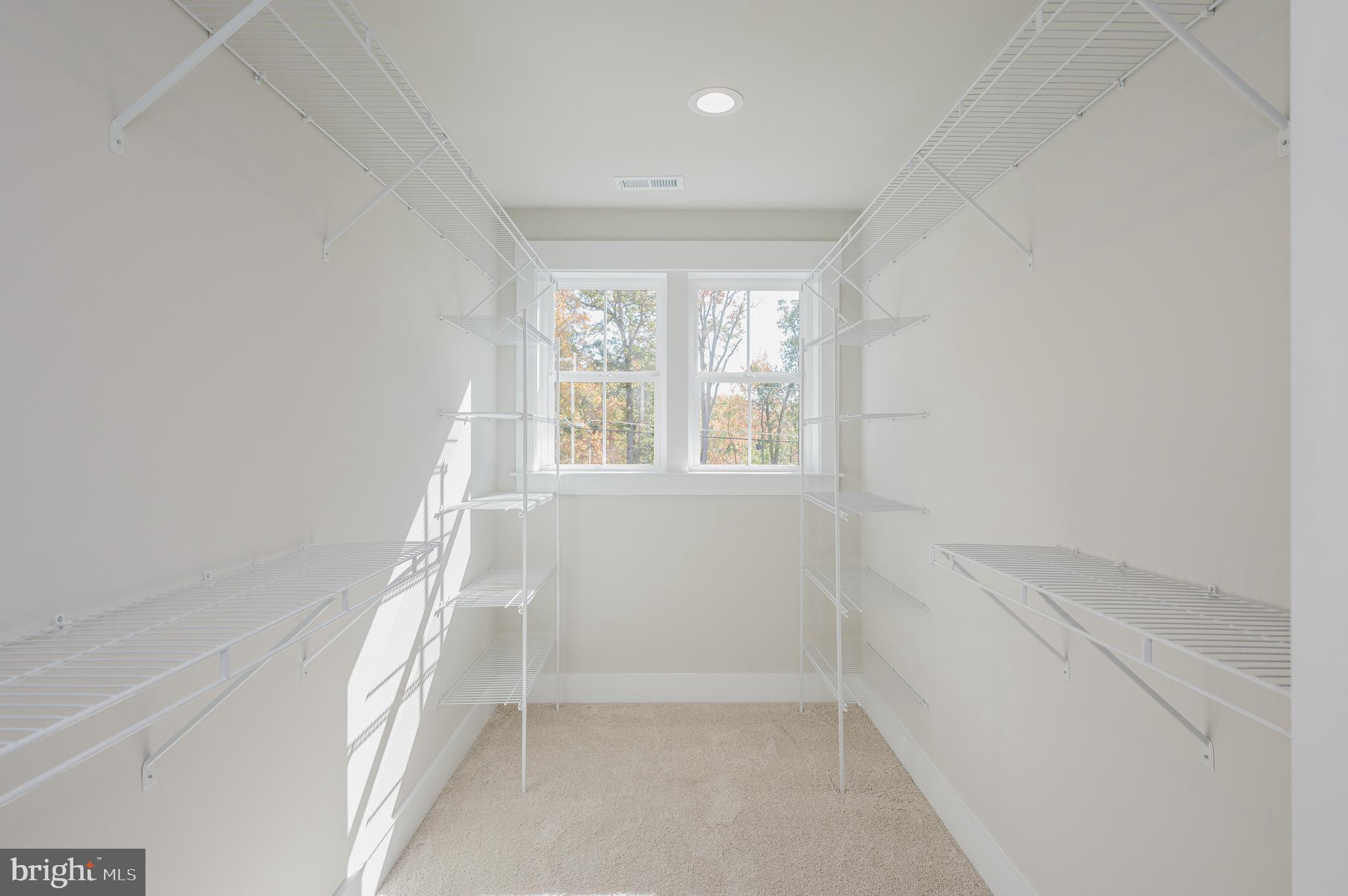 WATERS EDGE - Residential