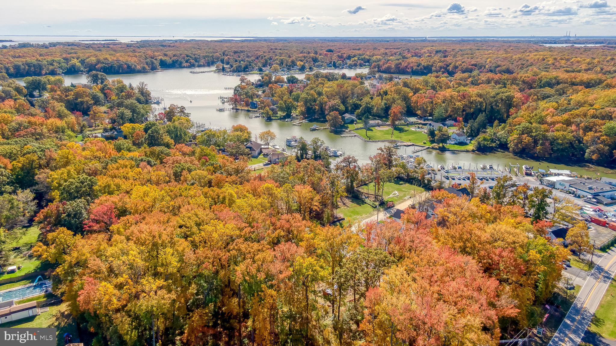 WATERS EDGE - Residential