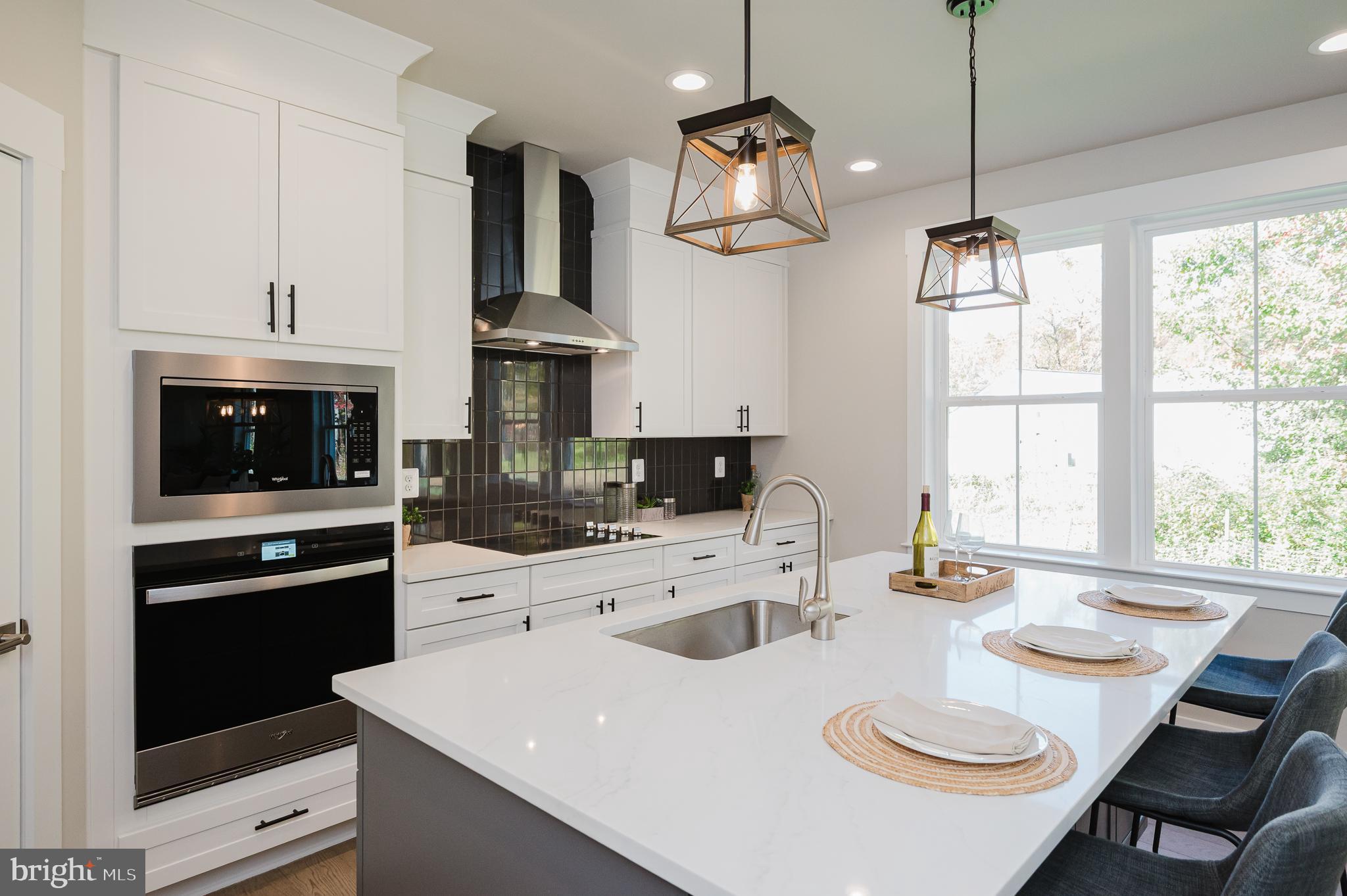 WATERS EDGE - Residential