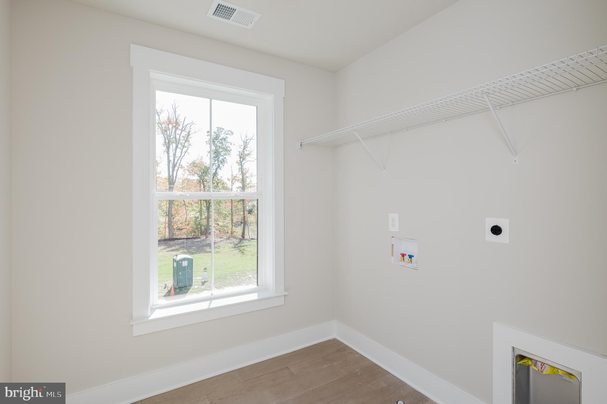 WATERS EDGE - Residential