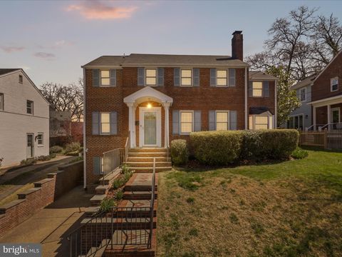 1021 N LIBERTY STREET ARLINGTON VA 22205